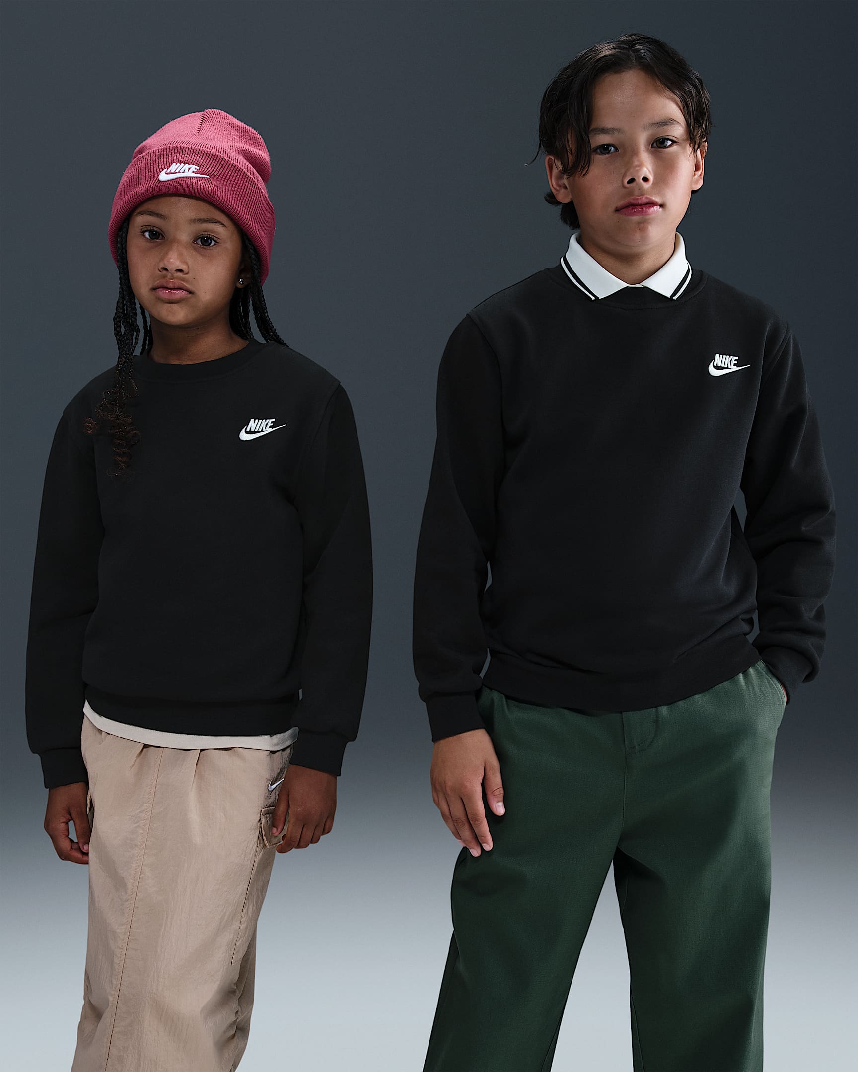 Nike Sportswear Club Fleece Older Kids' Crew-Neck Sweatshirt - Black/White