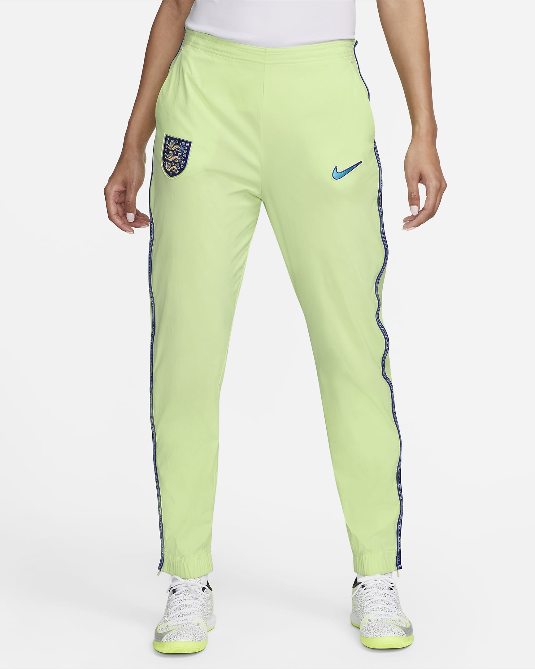 England Women's Woven Football Pants. Nike NL