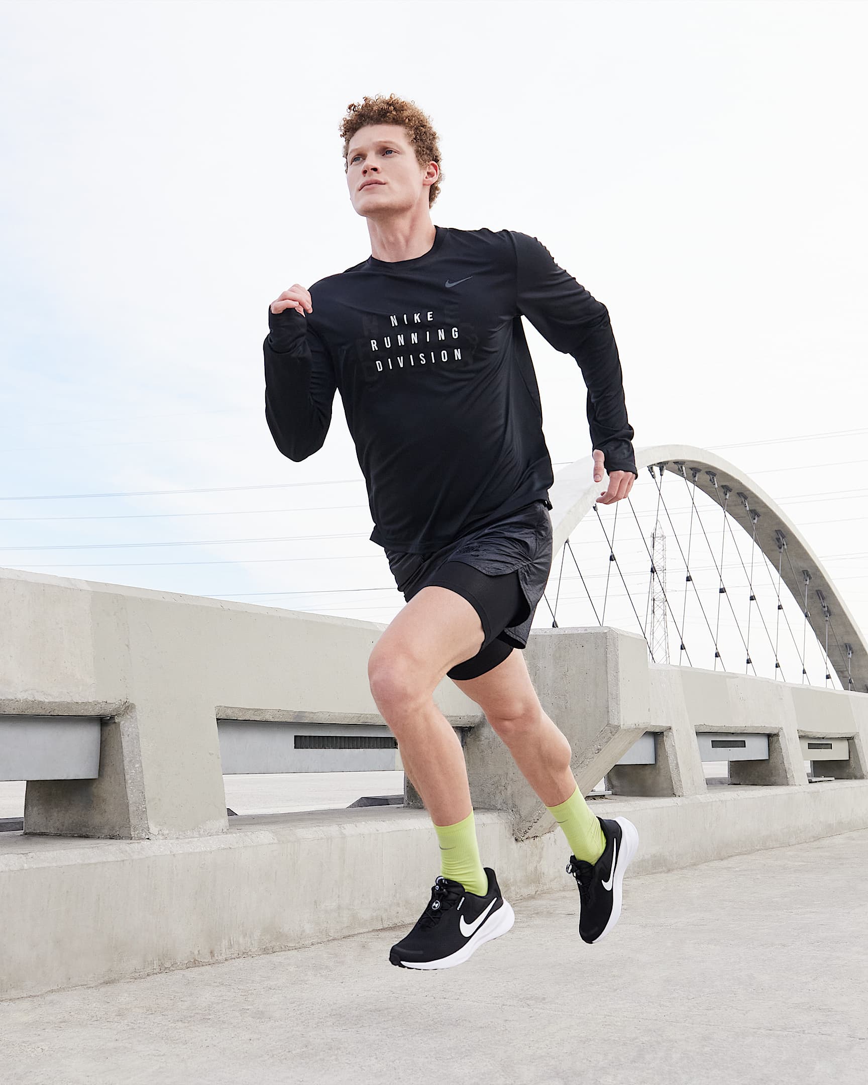 Nike Revolution 7 EasyOn Men's Road Running Shoes. Nike PH