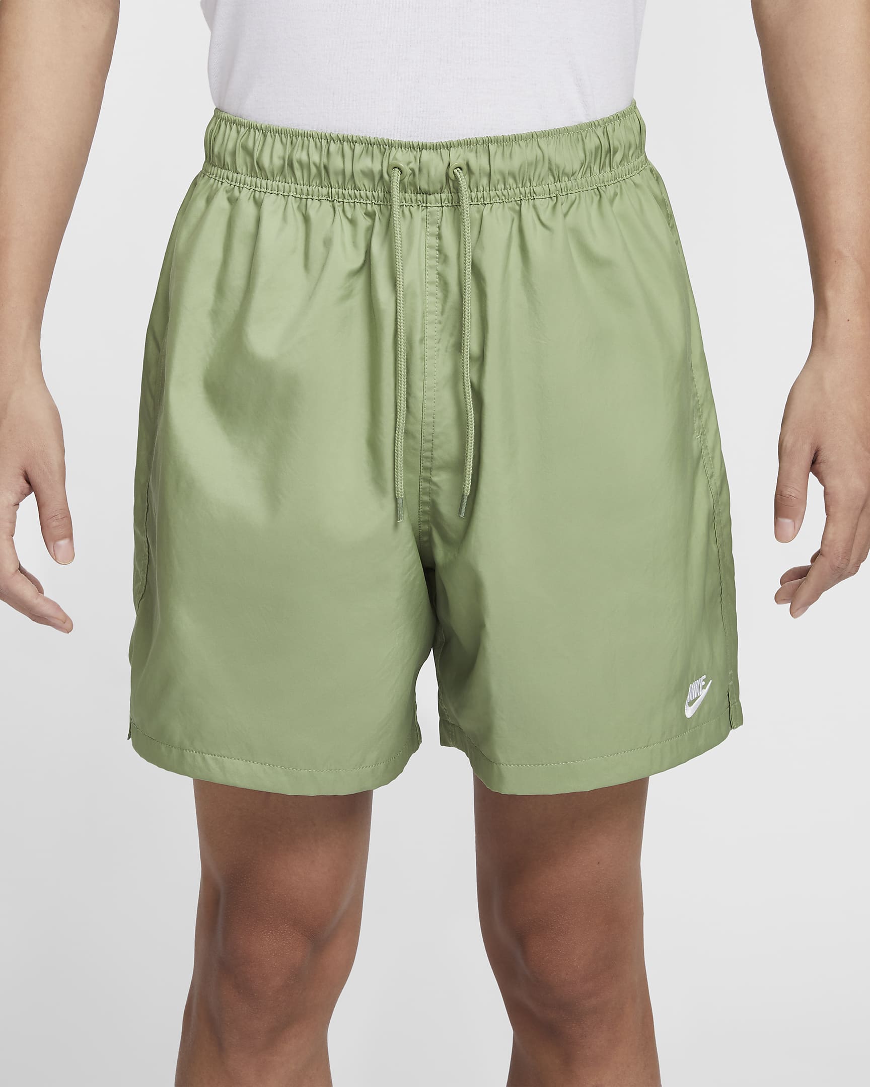 Nike Club Men's Woven Flow Shorts - Oil Green/White