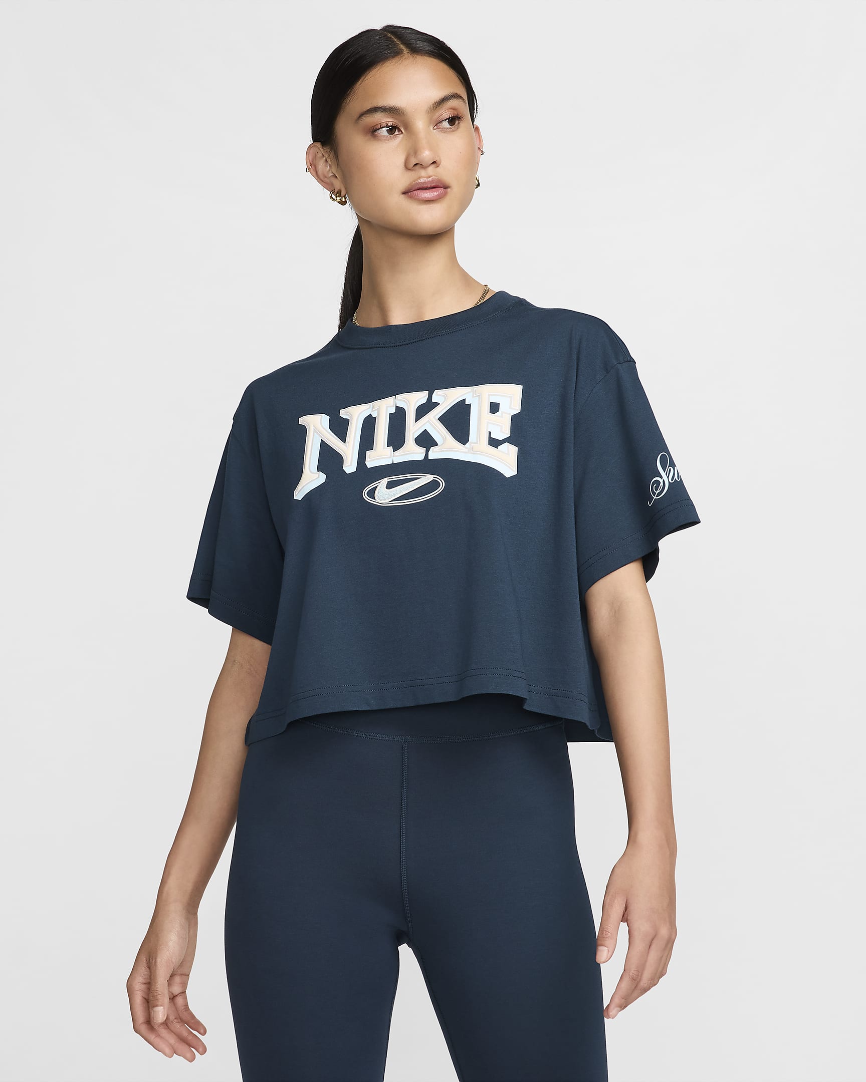 Nike Sportswear Women's Loose Short-Sleeve Cropped T-Shirt - Armoury Navy