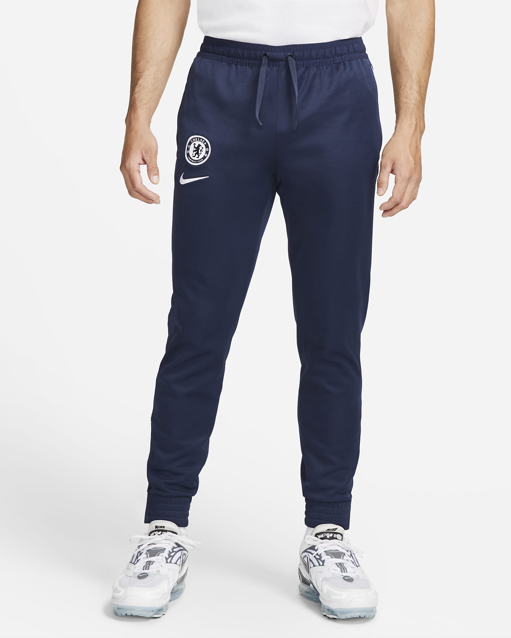 Chelsea F.C. Men's Football Pants. Nike NL