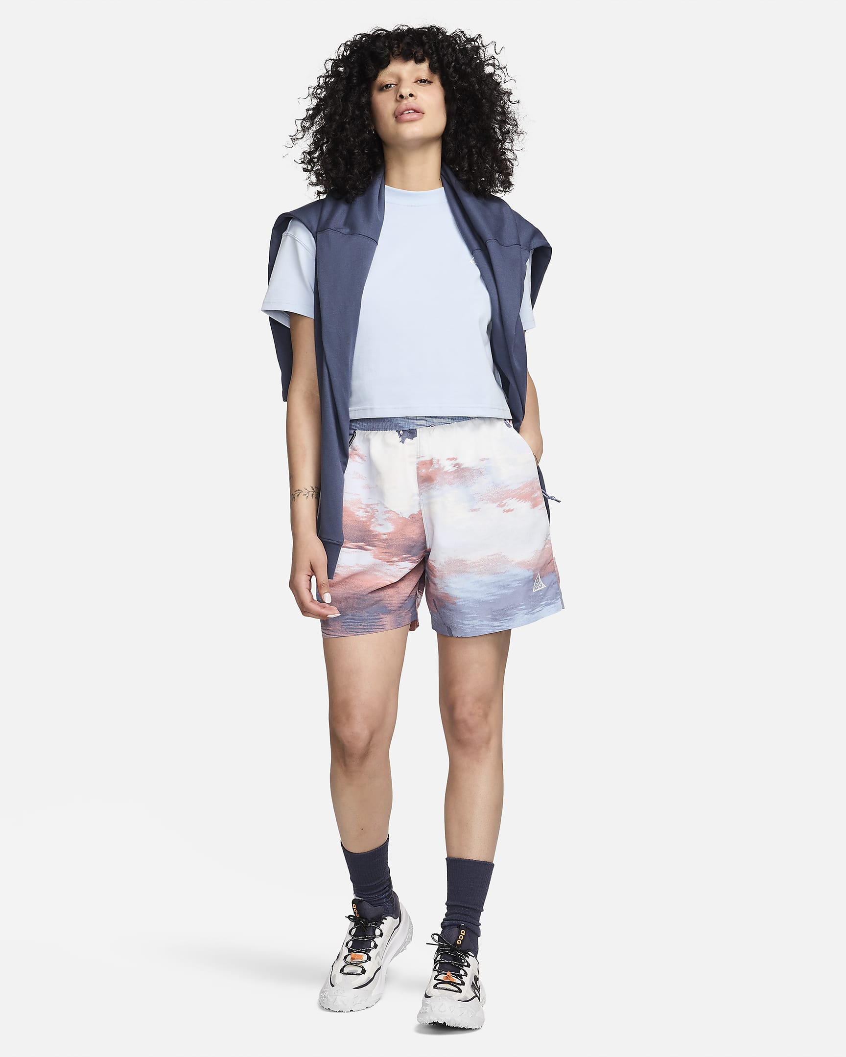 Nike ACG Women's High-Waisted Shorts - Light Armoury Blue/Summit White