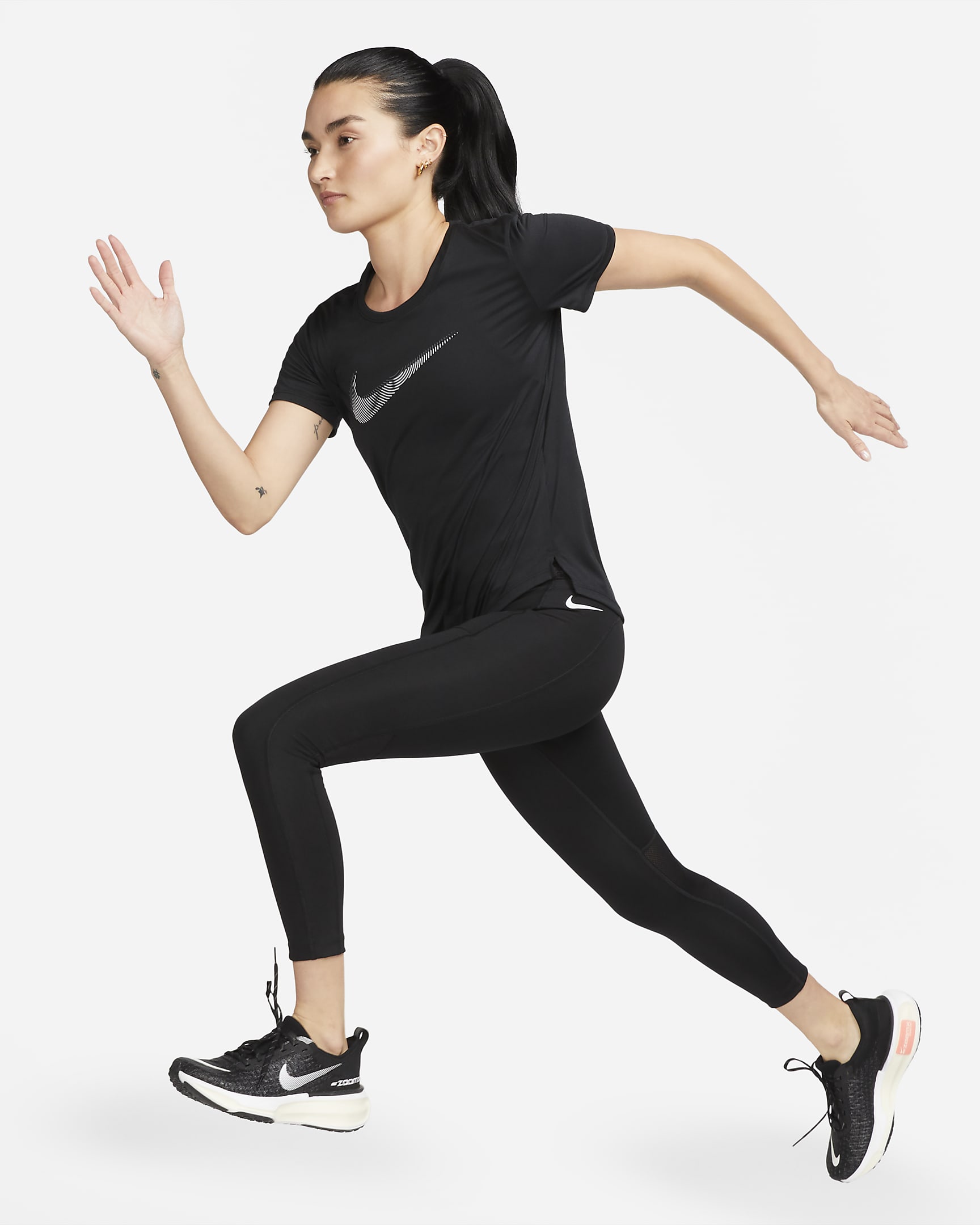 Nike Dri-FIT Swoosh Women's Short-Sleeve Running Top. Nike JP