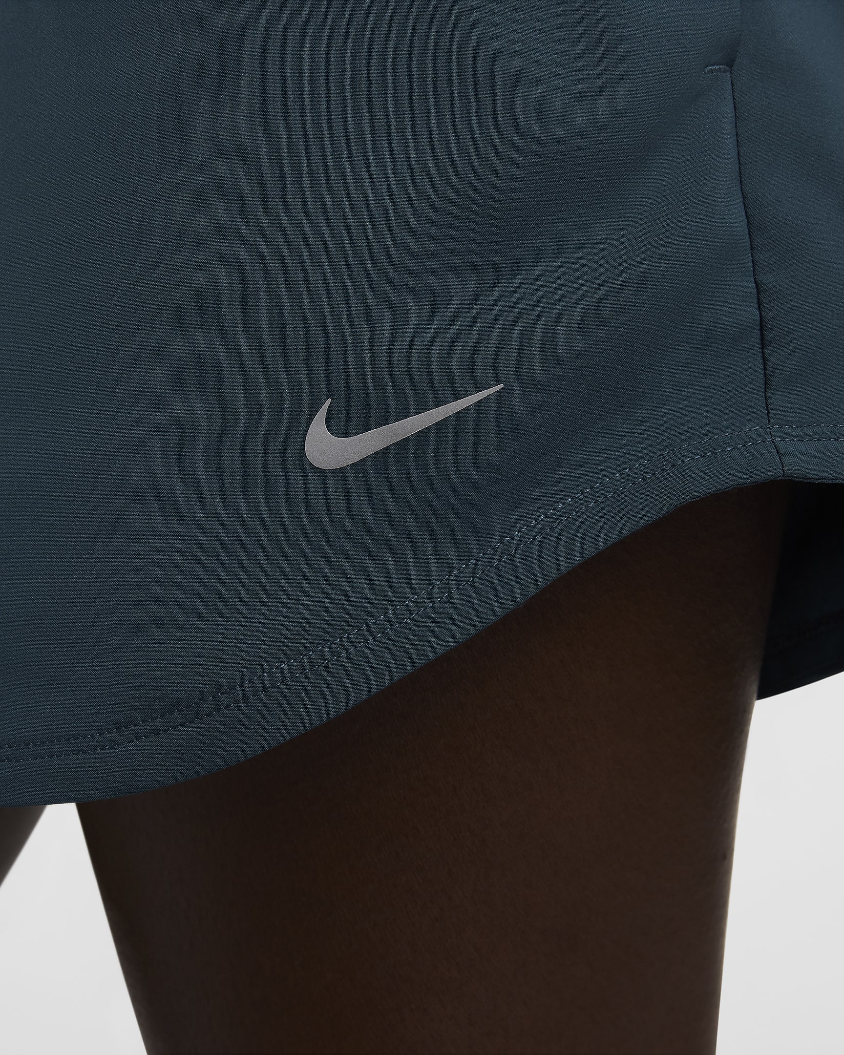 Shorts con forro de ropa interior Dri-FIT de tiro ultraalto de 8 cm para mujer Nike One - Azul marino militar