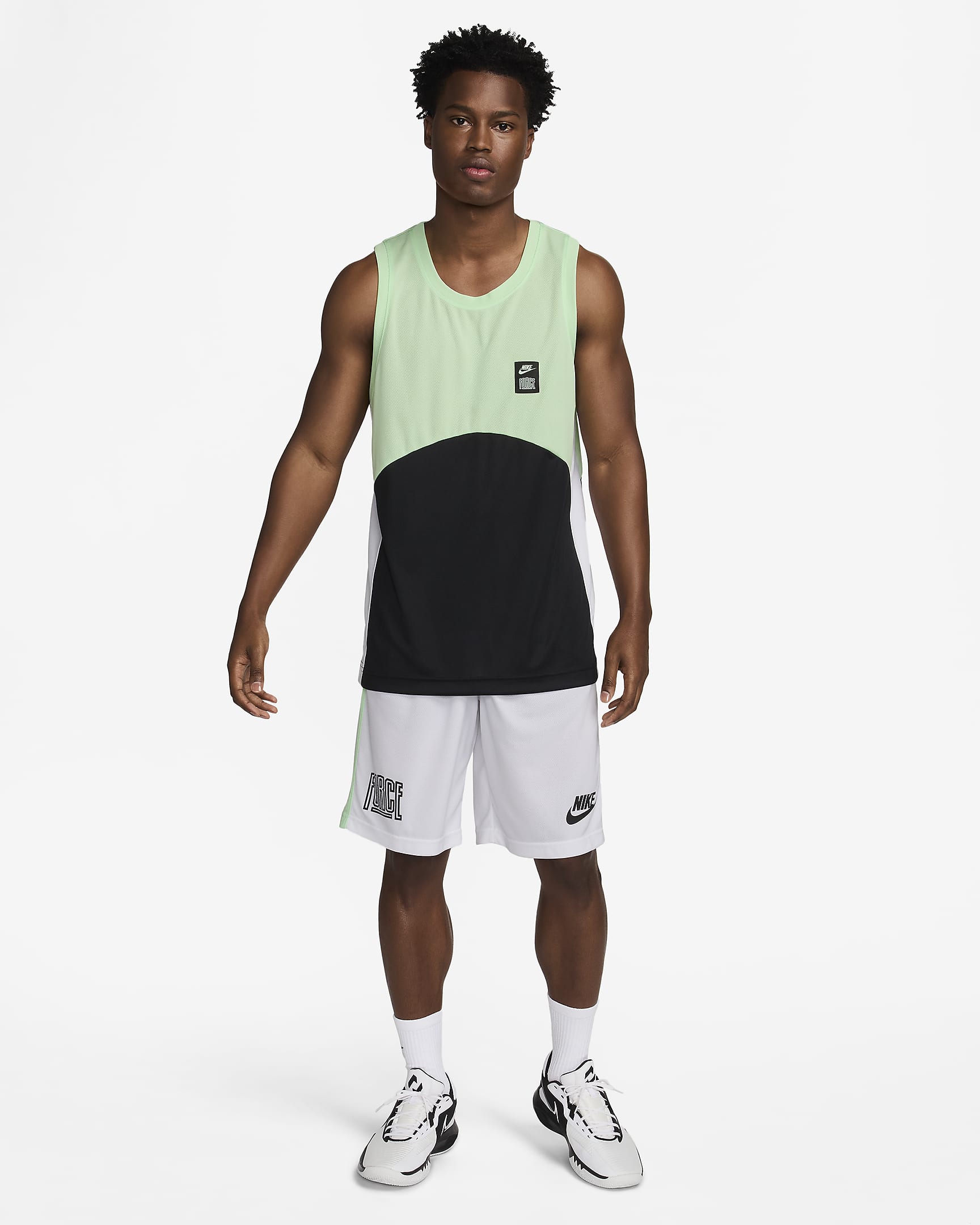 Shorts de básquetbol Dri-FIT de 28 cm para hombre Nike Starting 5 - Negro/Blanco/Verde vapor/Negro