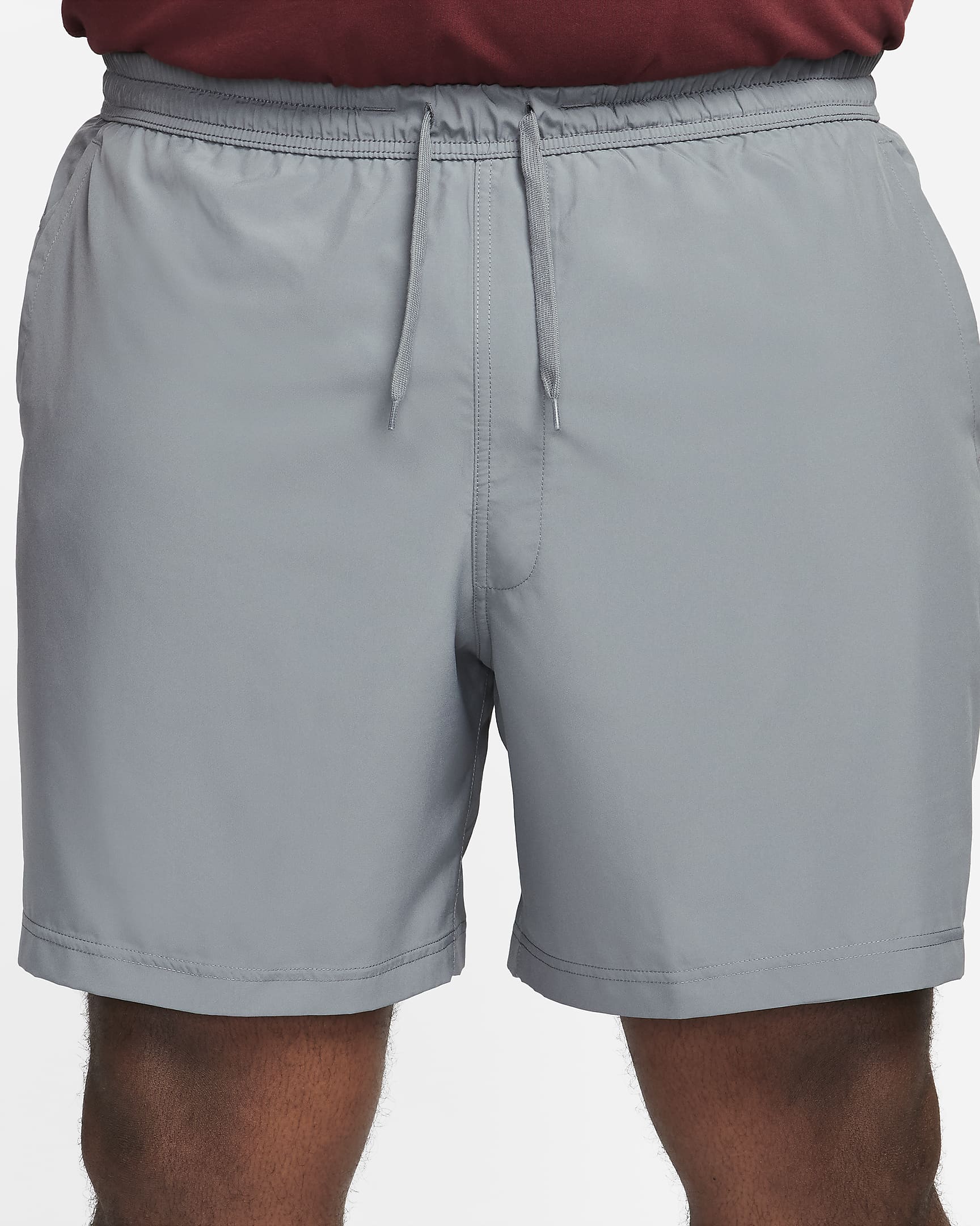 Shorts Dri-FIT de 18 cm versátiles sin forro para hombre Nike Form - Gris humo/Negro