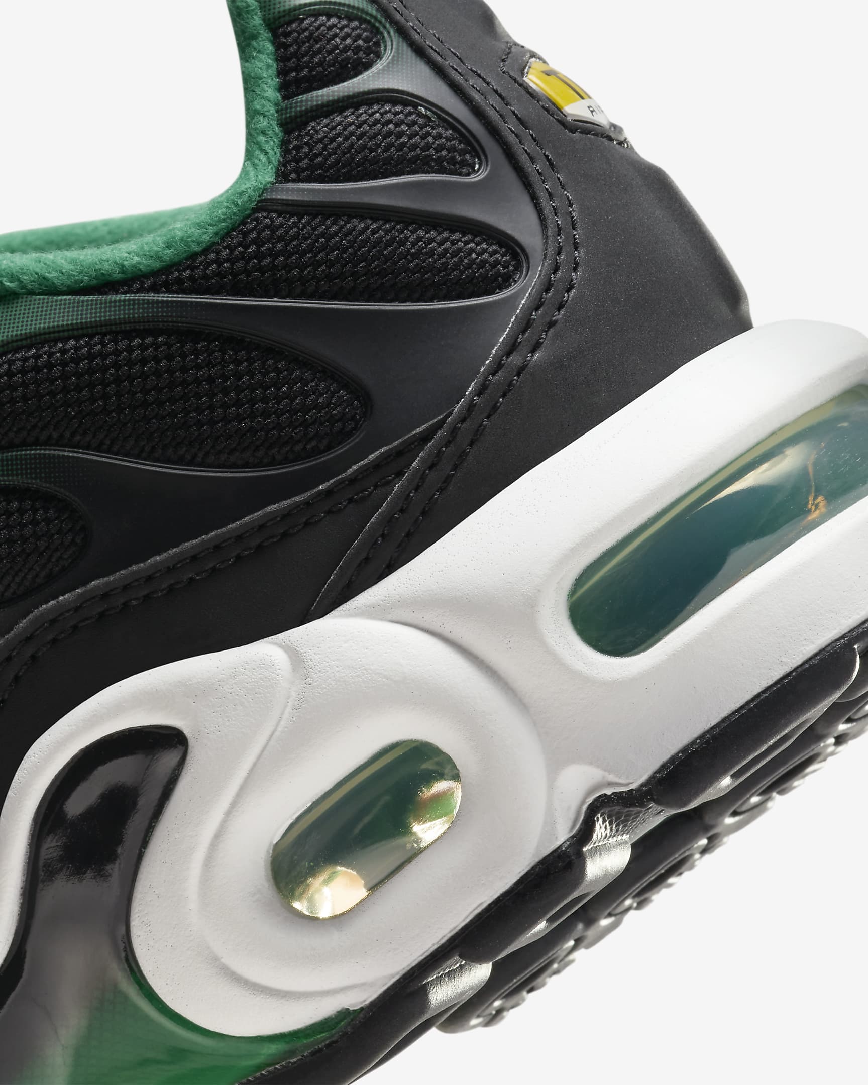 Buty dla dużych dzieci Nike Air Max Plus - Czerń/Malachite/Biel/Czerń