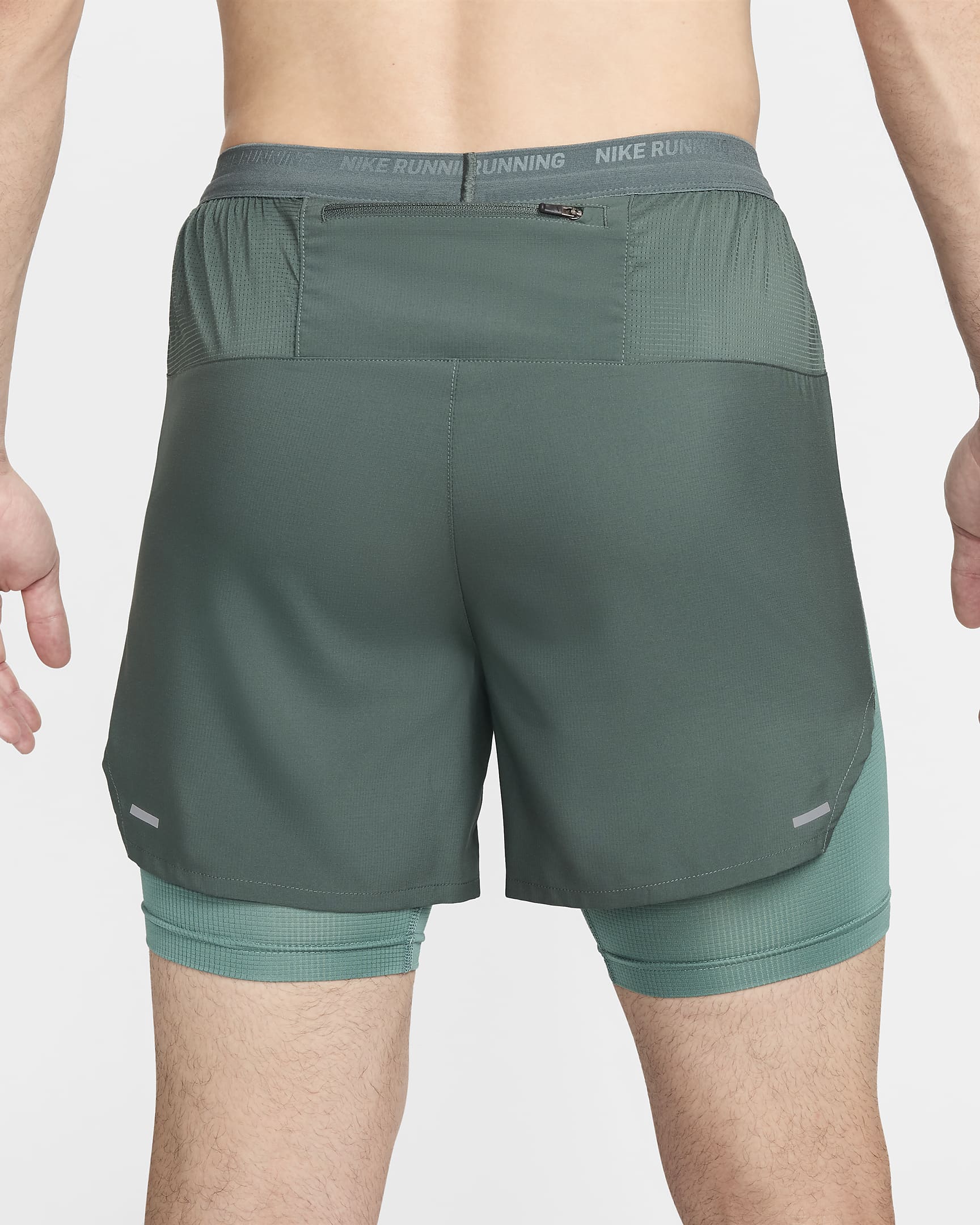 Nike Stride Men's Dri-FIT 13cm (approx.) Hybrid Running Shorts - Vintage Green/Bicoastal/Black