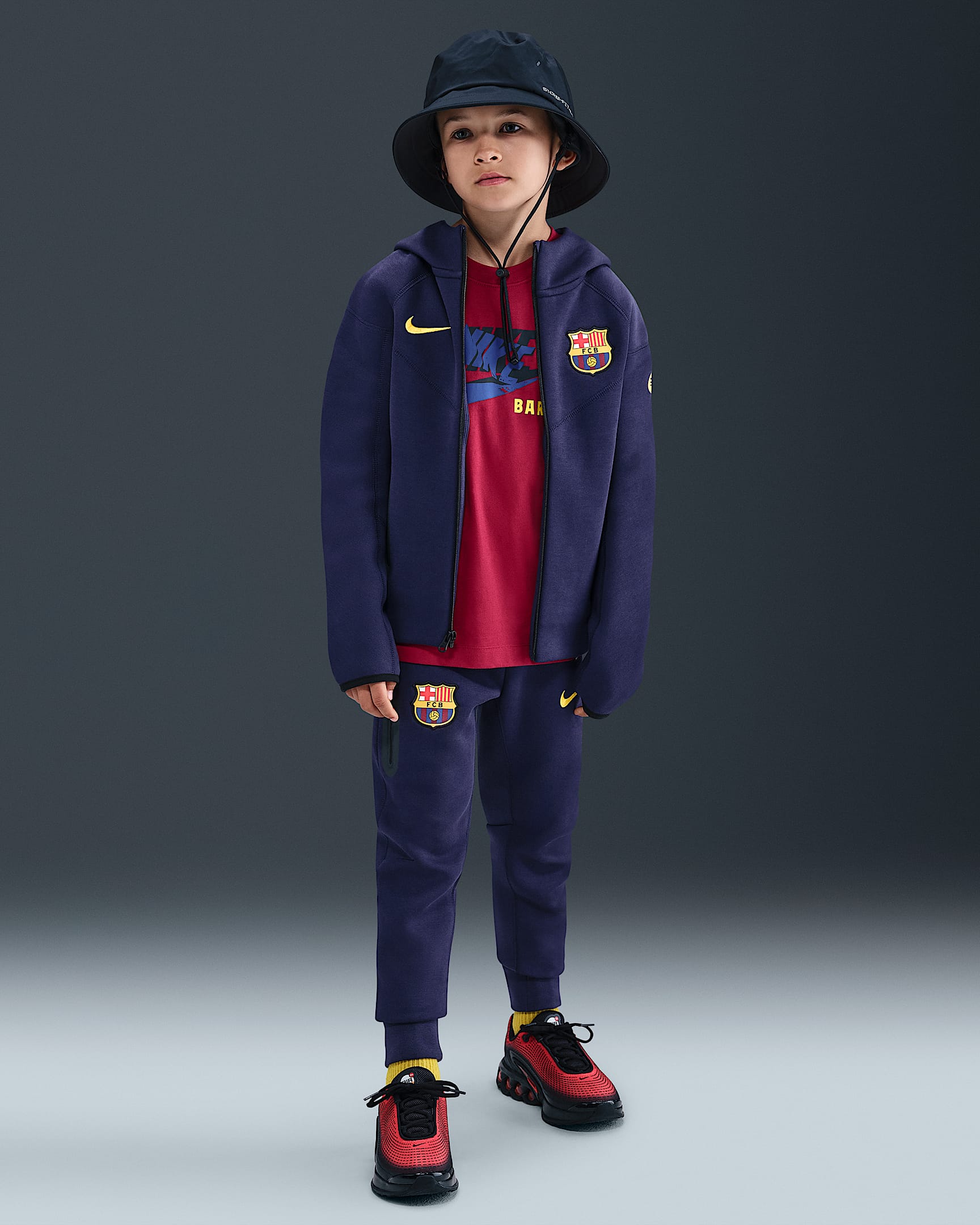FC Barcelona Tech Pantalón de tejido Fleece de fútbol Nike - Niño - Imperial Purple/Midwest Gold