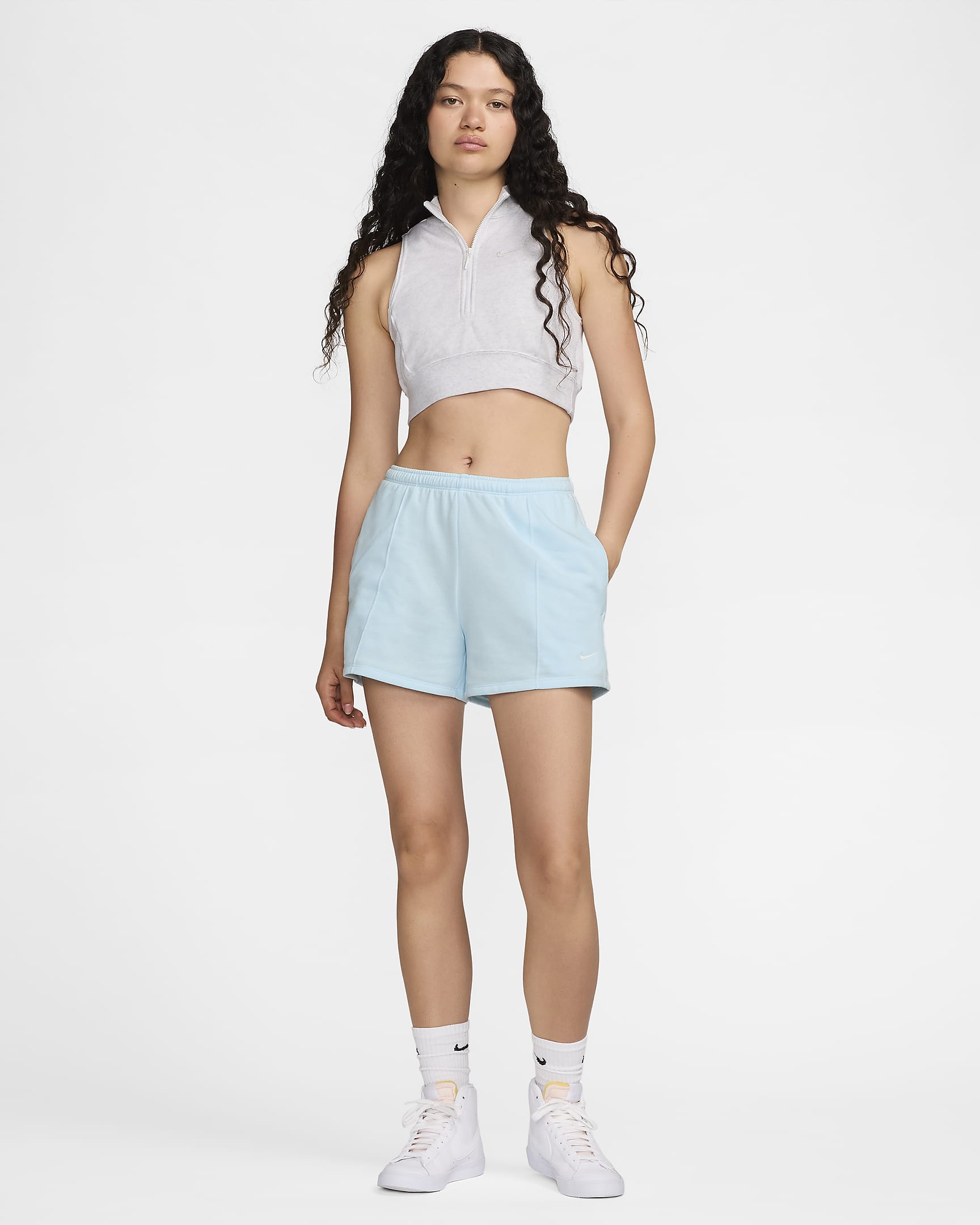 Nike Sportswear Chill Terry shorts van sweatstof met halfhoge taille voor dames (10 cm) - Glacier Blue/Sail