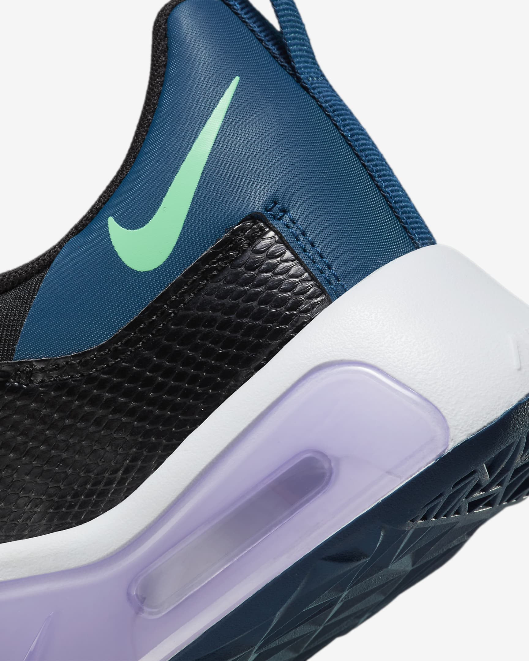 ladies nike air max bella trainers