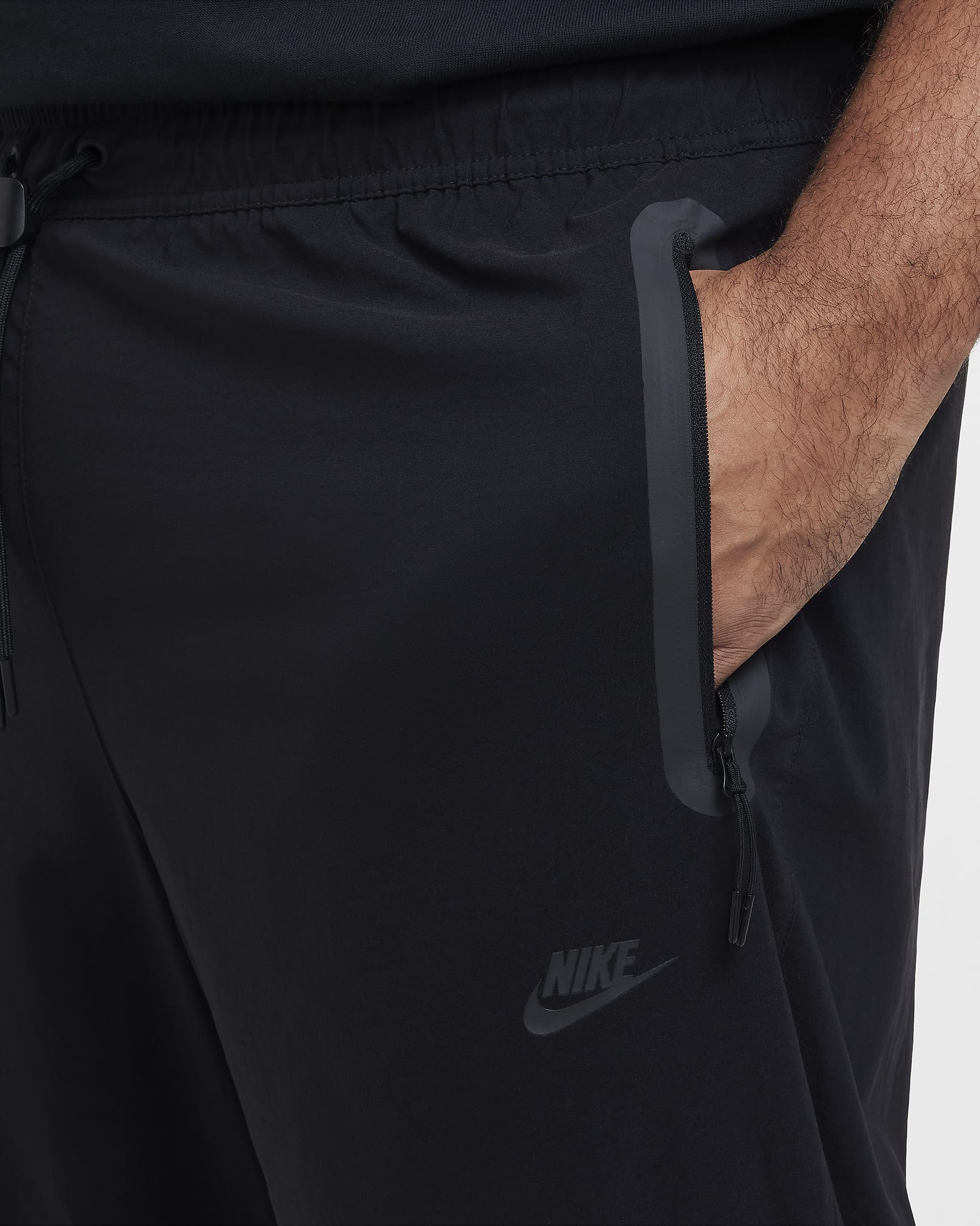 Nike Tech Men's Woven Trousers - Black/Black