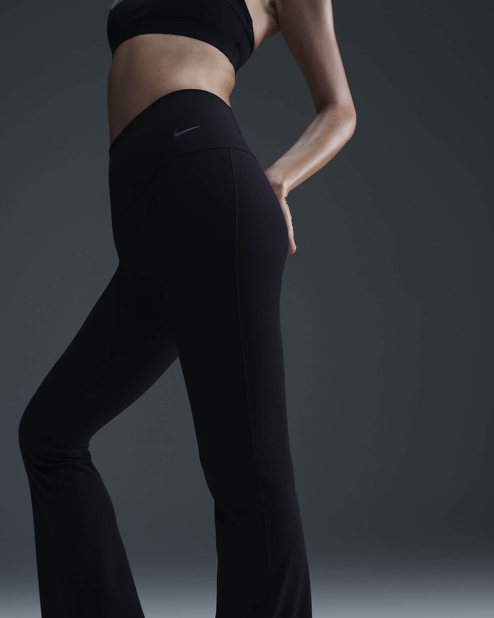 Nike Zenvy Women's High-Waisted Flared Leggings - Black/Black