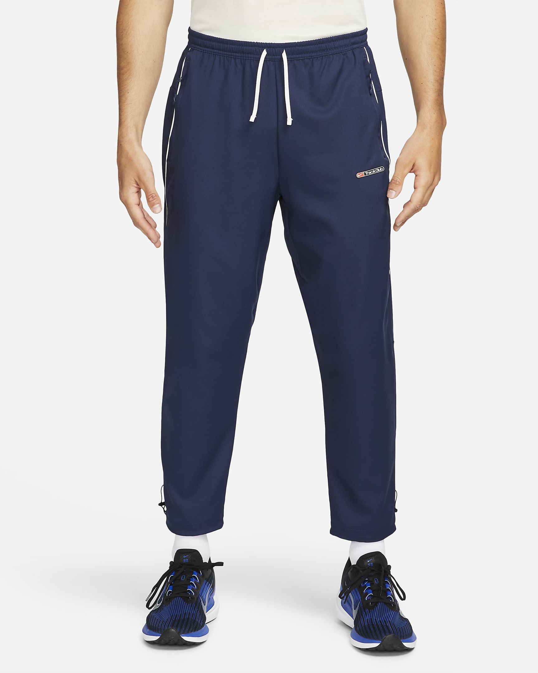 Nike Challenger Track Club Men's DriFIT Running Trousers. Nike PT
