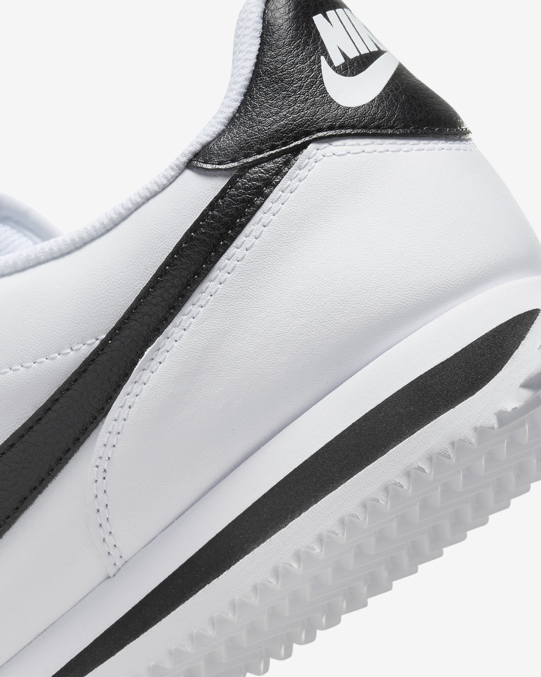 Chaussure Nike Cortez pour homme - Blanc/Noir