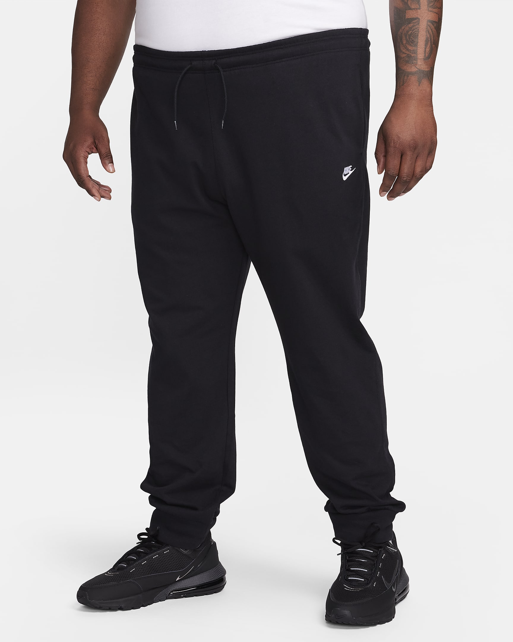 Nike Club Men's Knit Joggers. Nike AT