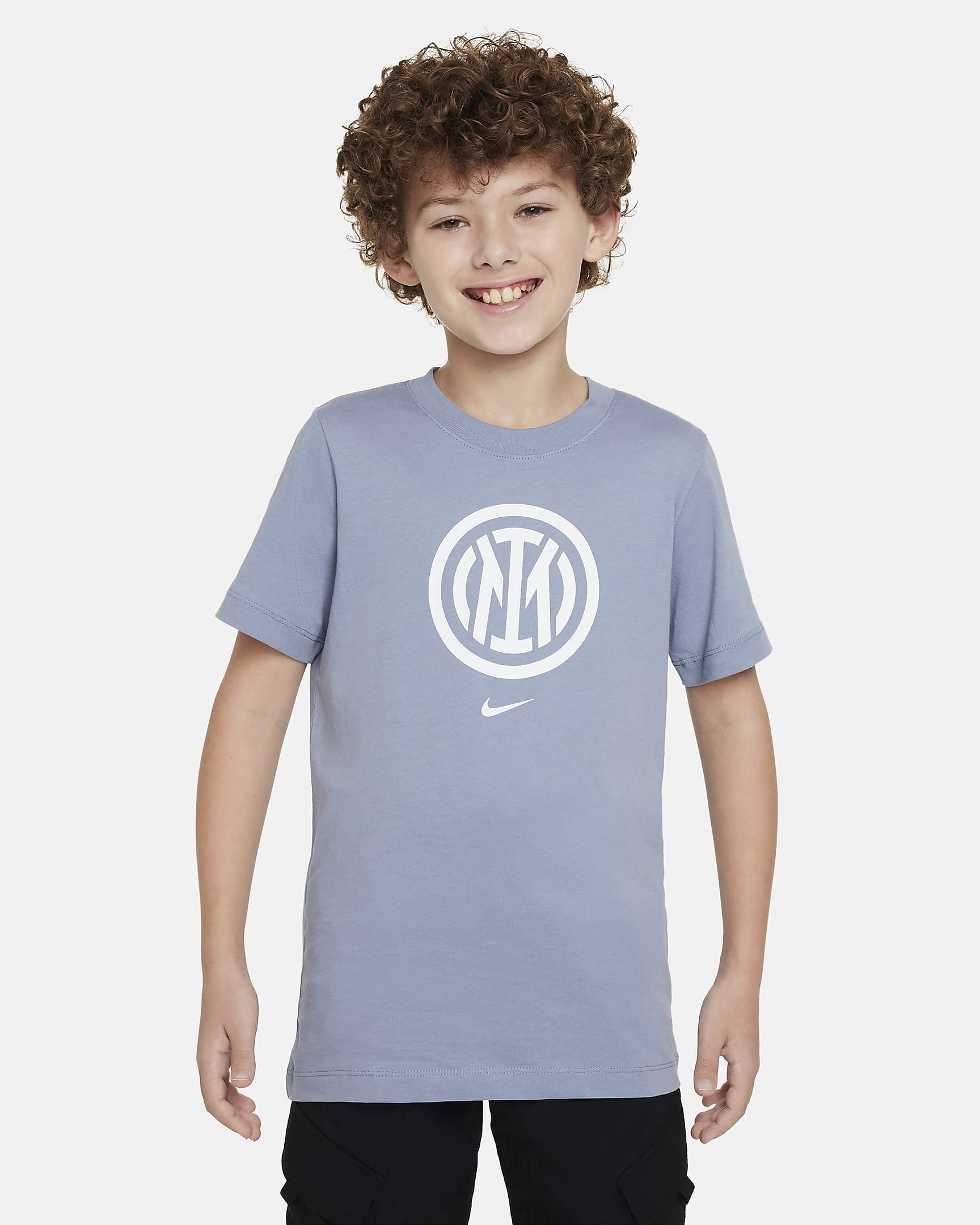 Inter Milan Crest Older Kids' Nike T-Shirt. Nike IE
