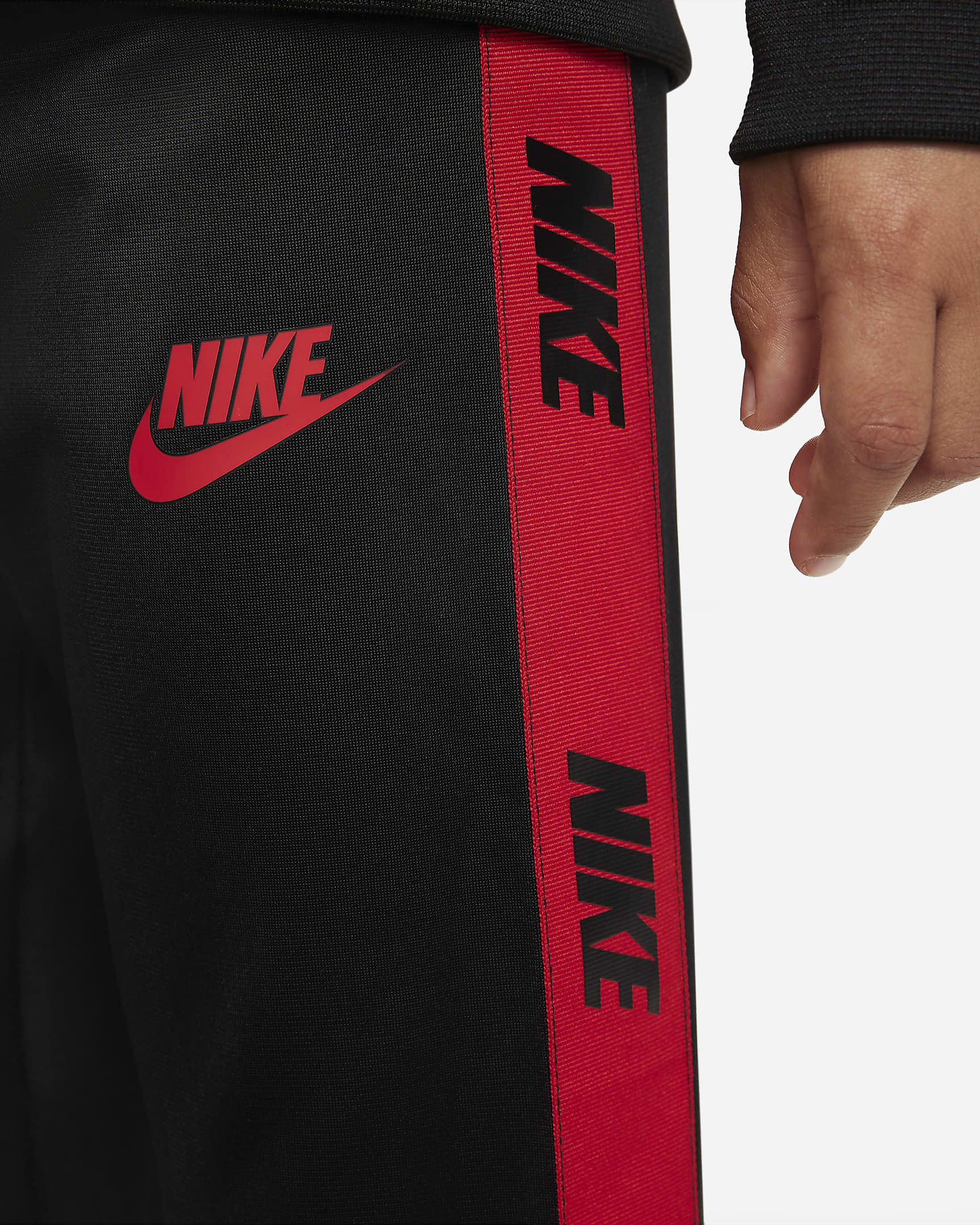 skinny tracksuit nike