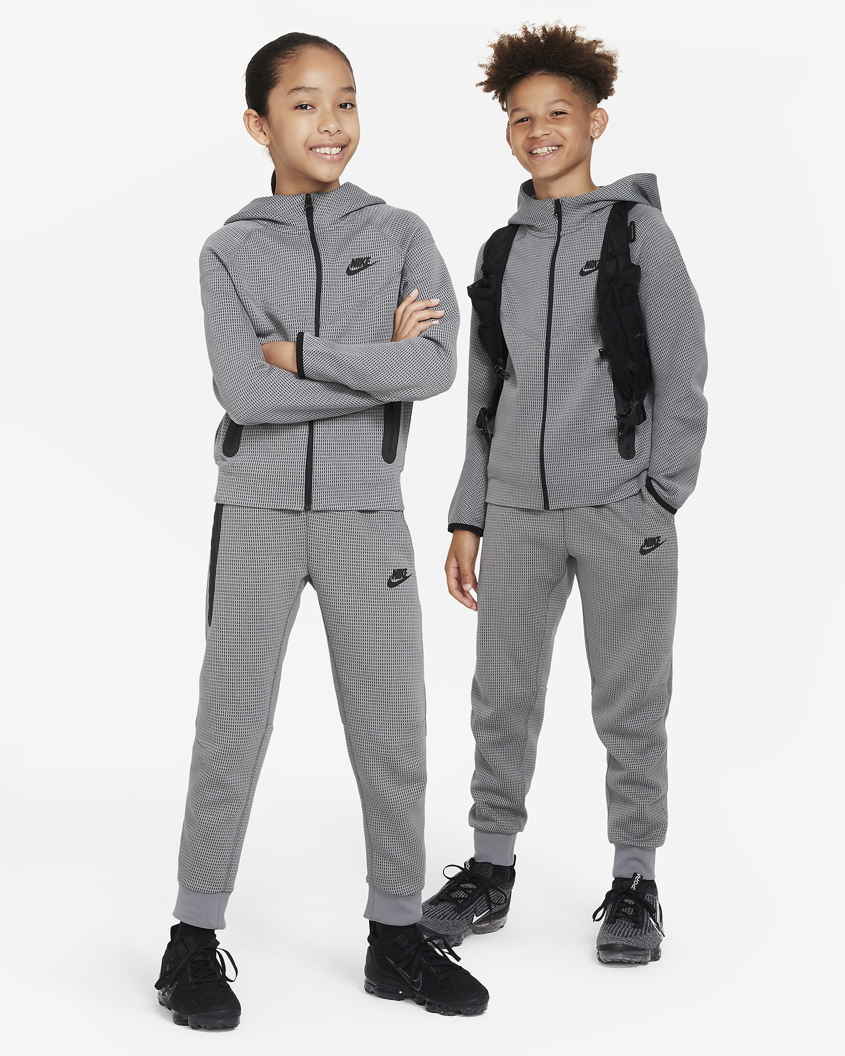 Nike Sportswear Tech Fleece Older Kids' (Boys') Winterized Trousers - Smoke Grey/Black/Black