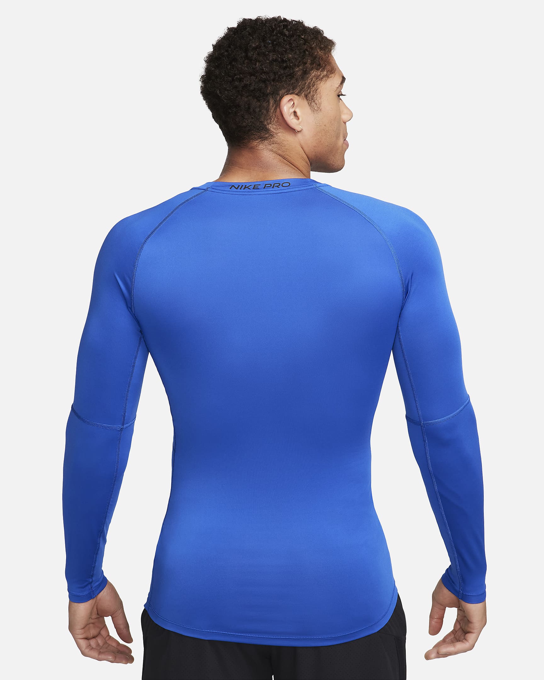 Nike Pro Dri-FIT tettsittende, langermet treningsoverdel til herre - Game Royal/Svart