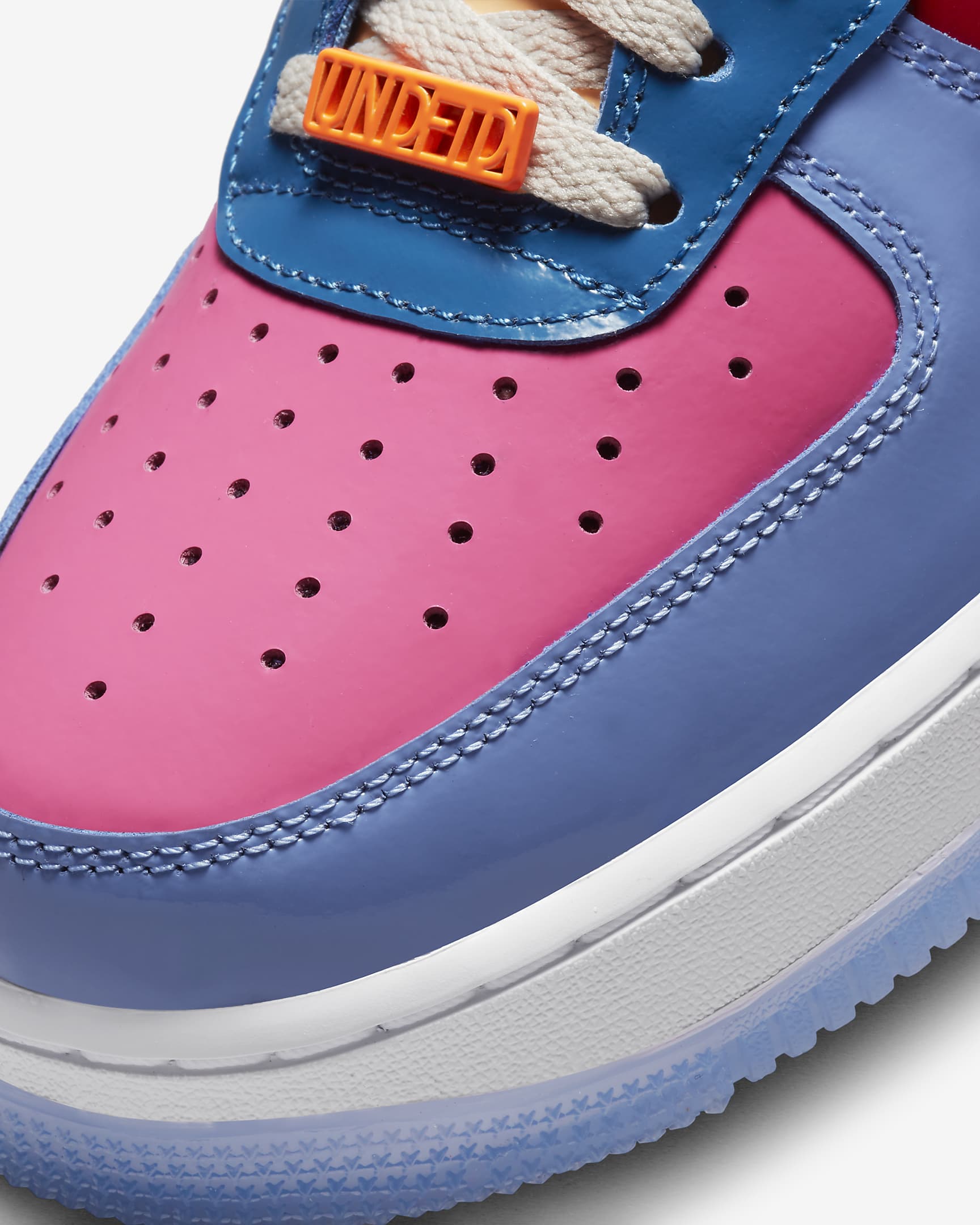 Chaussure Nike Air Force 1 Low x UNDEFEATED pour homme. Nike LU
