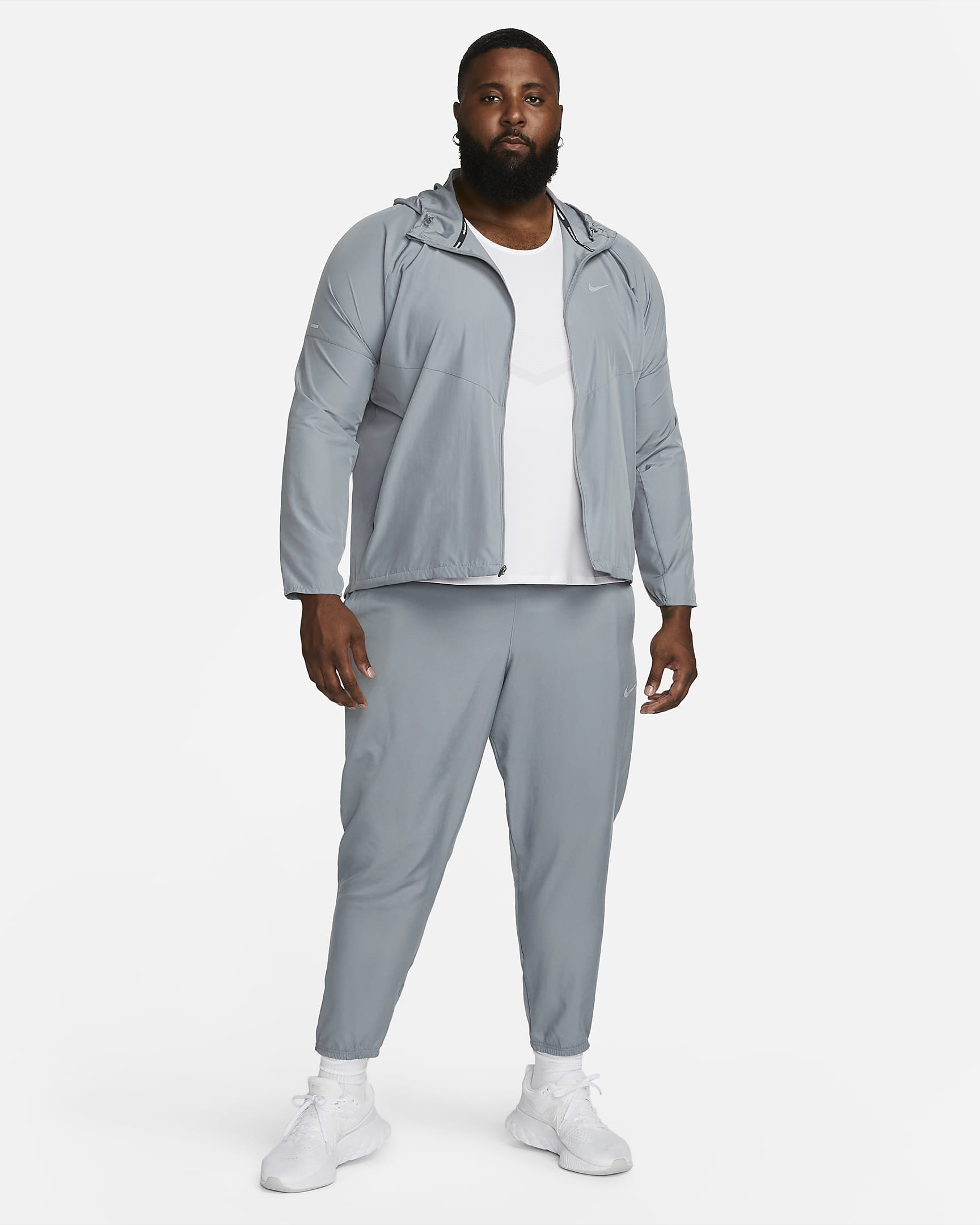 Chamarra de correr Repel para hombre Nike Miler - Gris humo/Gris humo