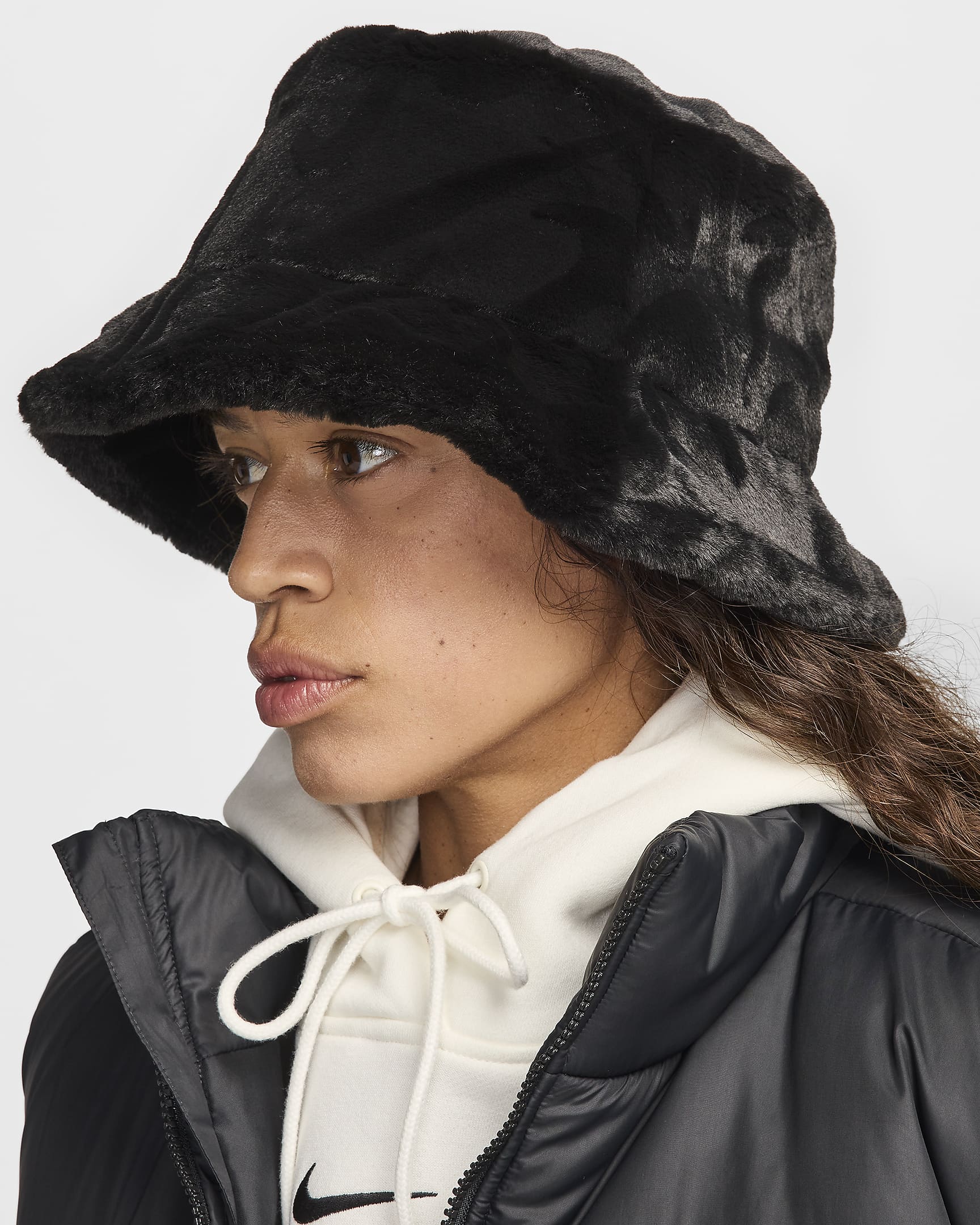 Nike Apex Faux Fur Bucket Hat - Black