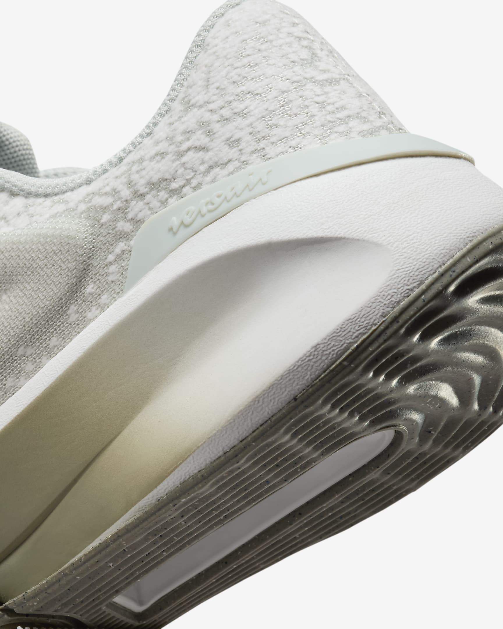 Nike Versair-træningssko til kvinder - Light Silver/Summit White/Jade Horizon/Metallic Silver