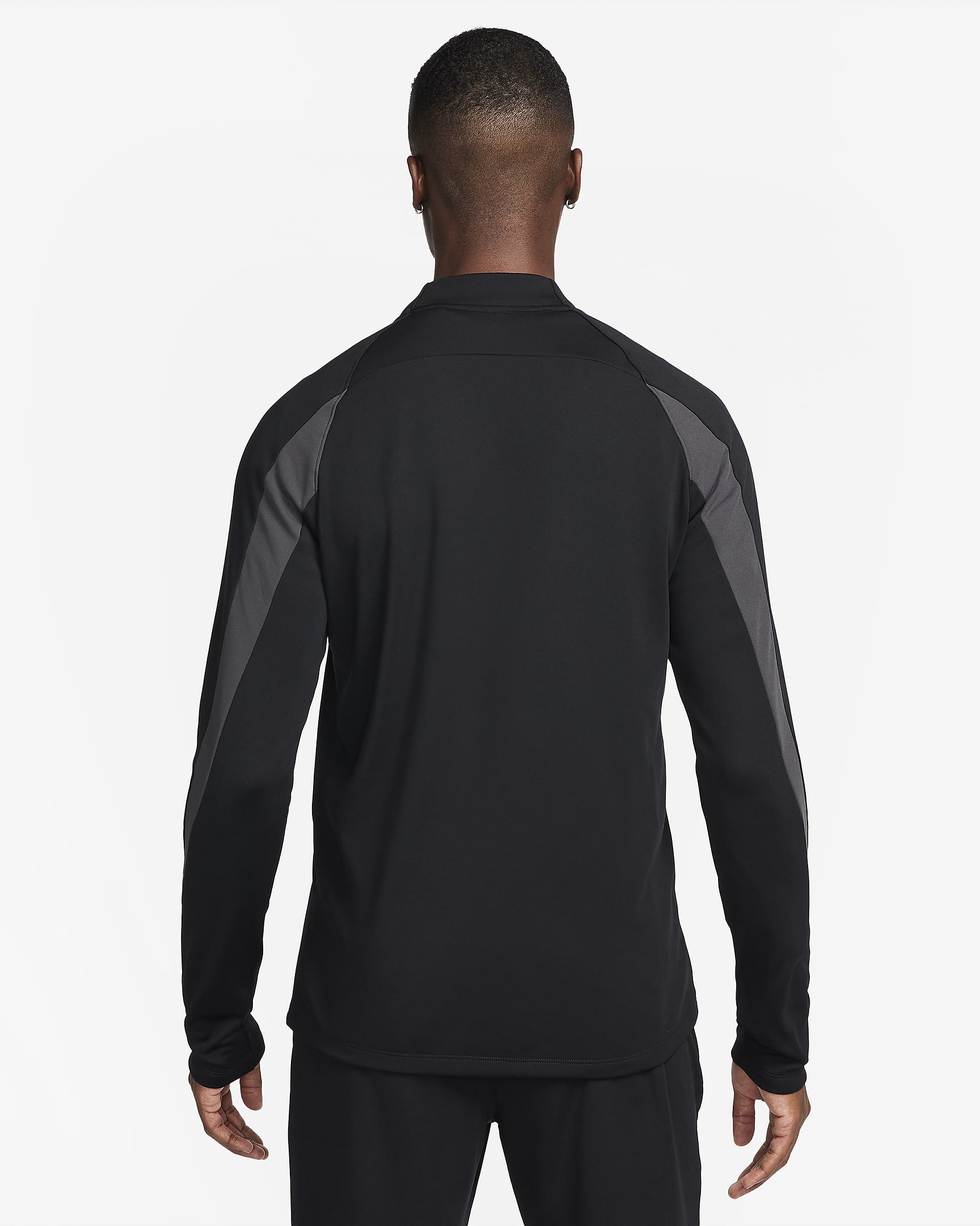 Nike Academy Winter Warrior Men's Therma-FIT 1/2-Zip Soccer Top. Nike.com