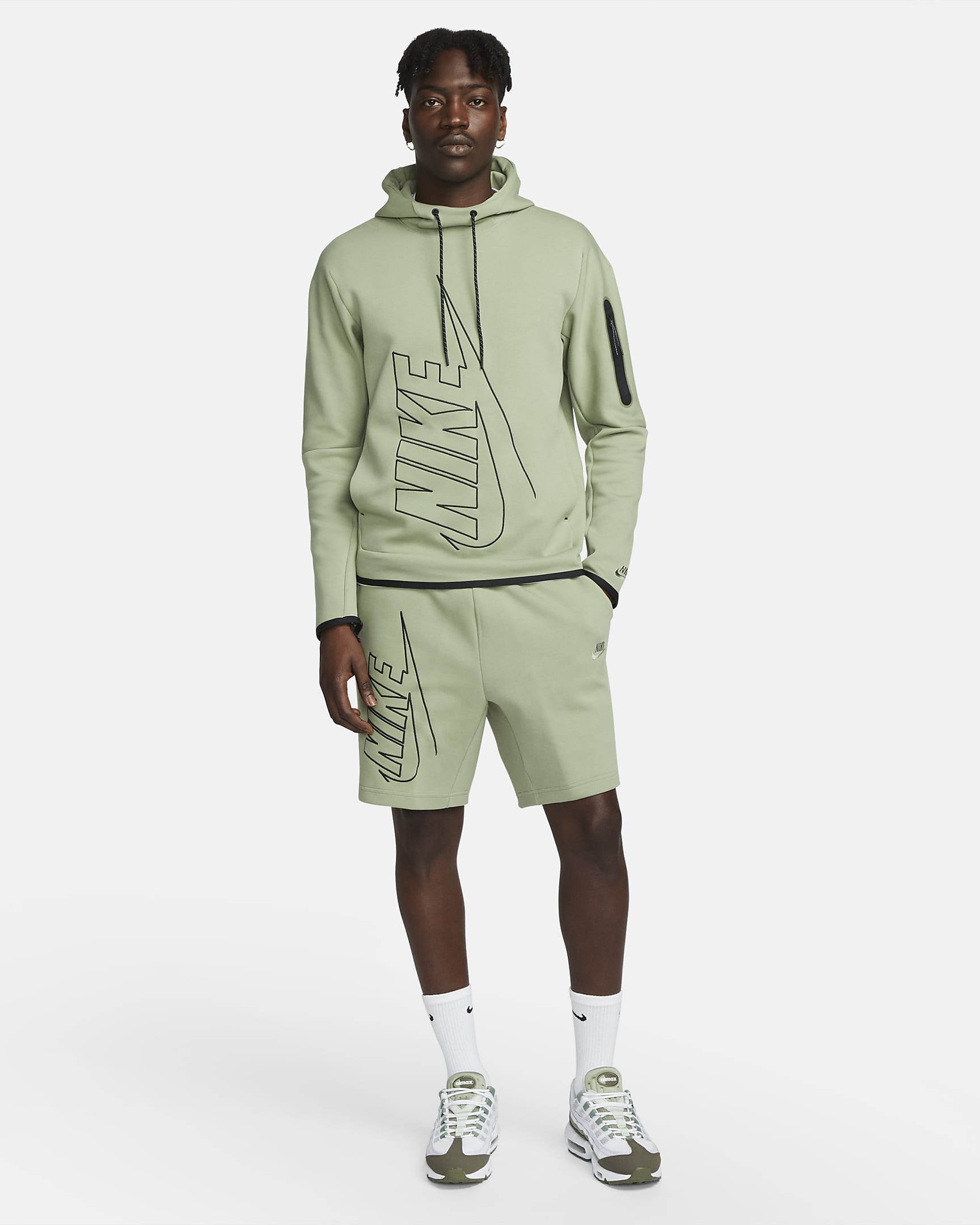 Nike Tech Fleece Men's Pullover Graphic Hoodie. Nike HU