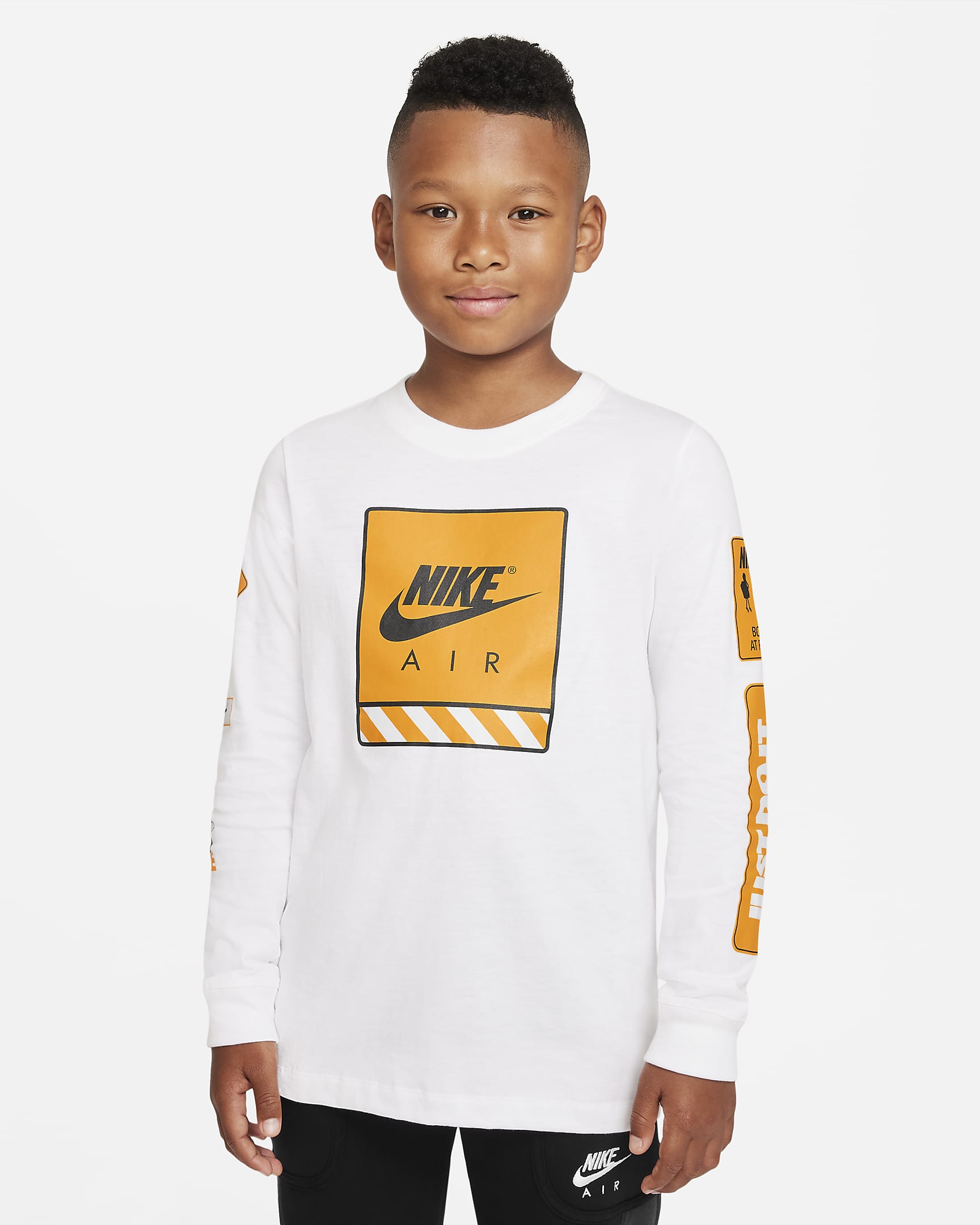 Playera de manga larga para niño talla grande Nike Sportswear. Nike.com
