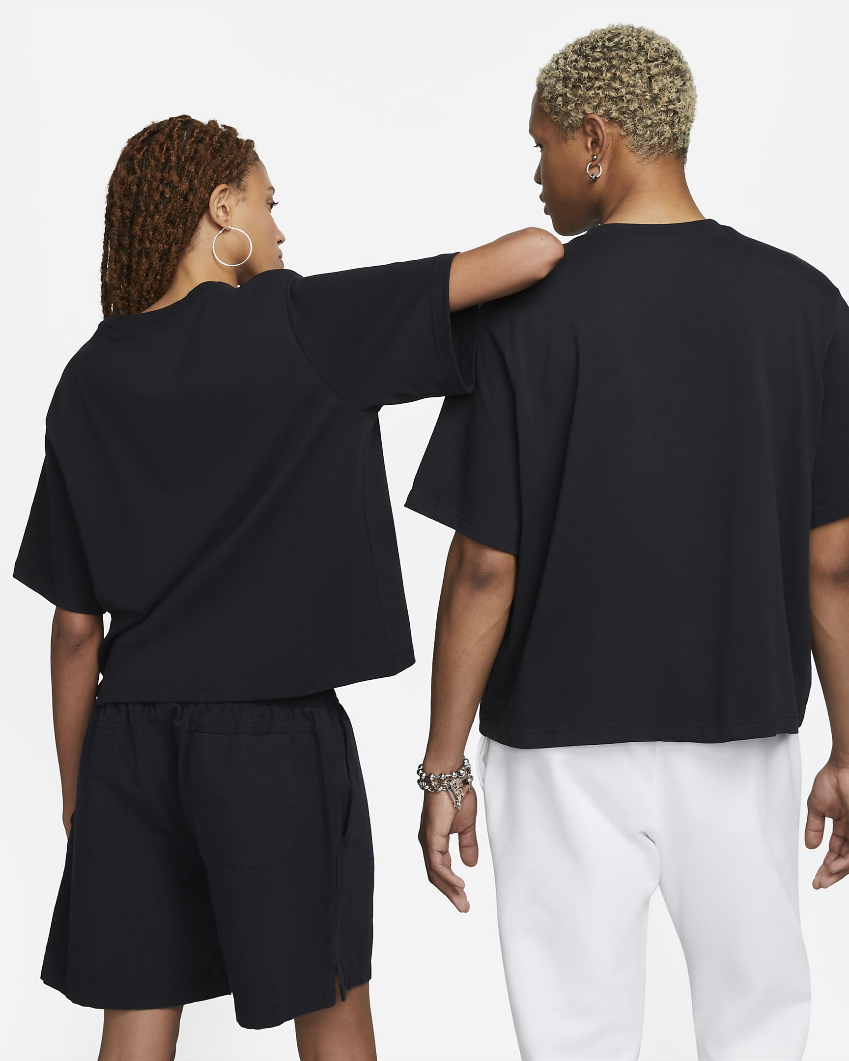 Nike Sportswear Essential Women's Boxy T-Shirt - Black/White