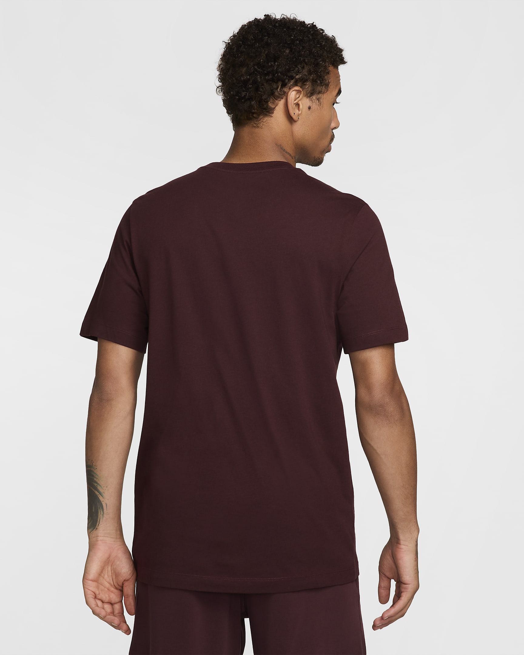 Nike Sportswear Swoosh Men's T-Shirt. Nike.com