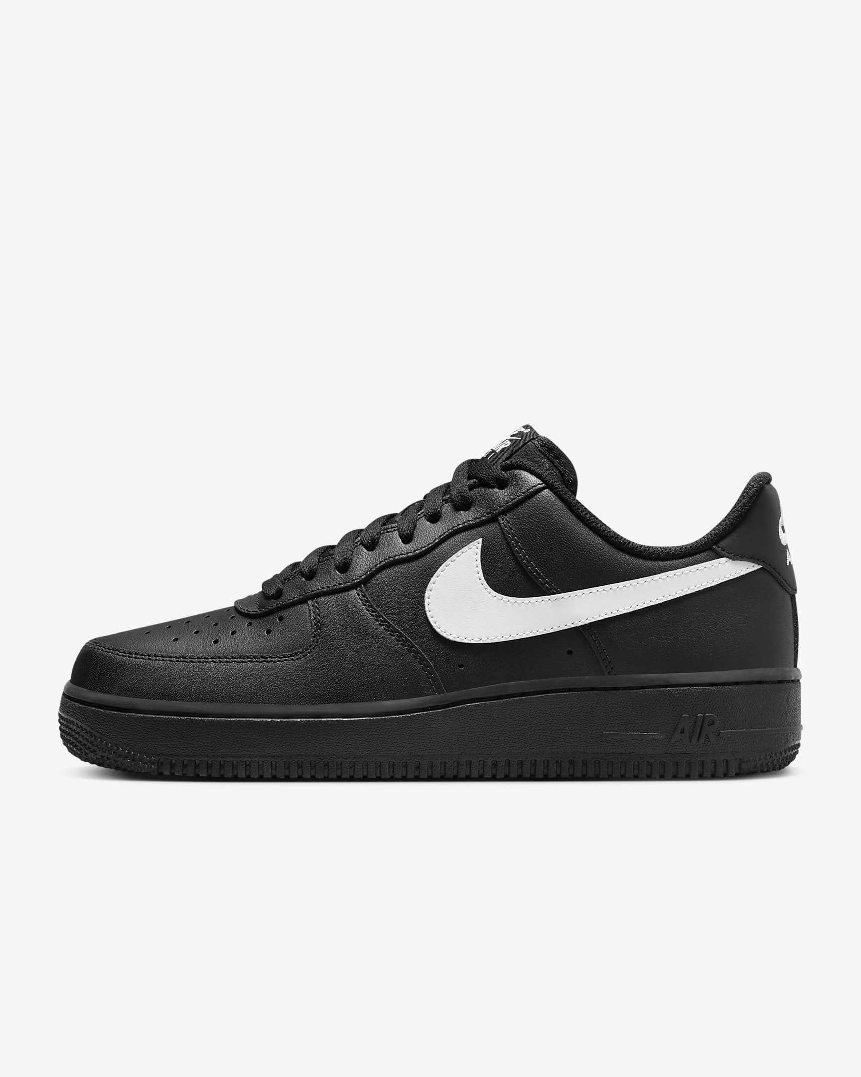 Nike Air Force 1 '07 男鞋 - 黑色/黑色/白色