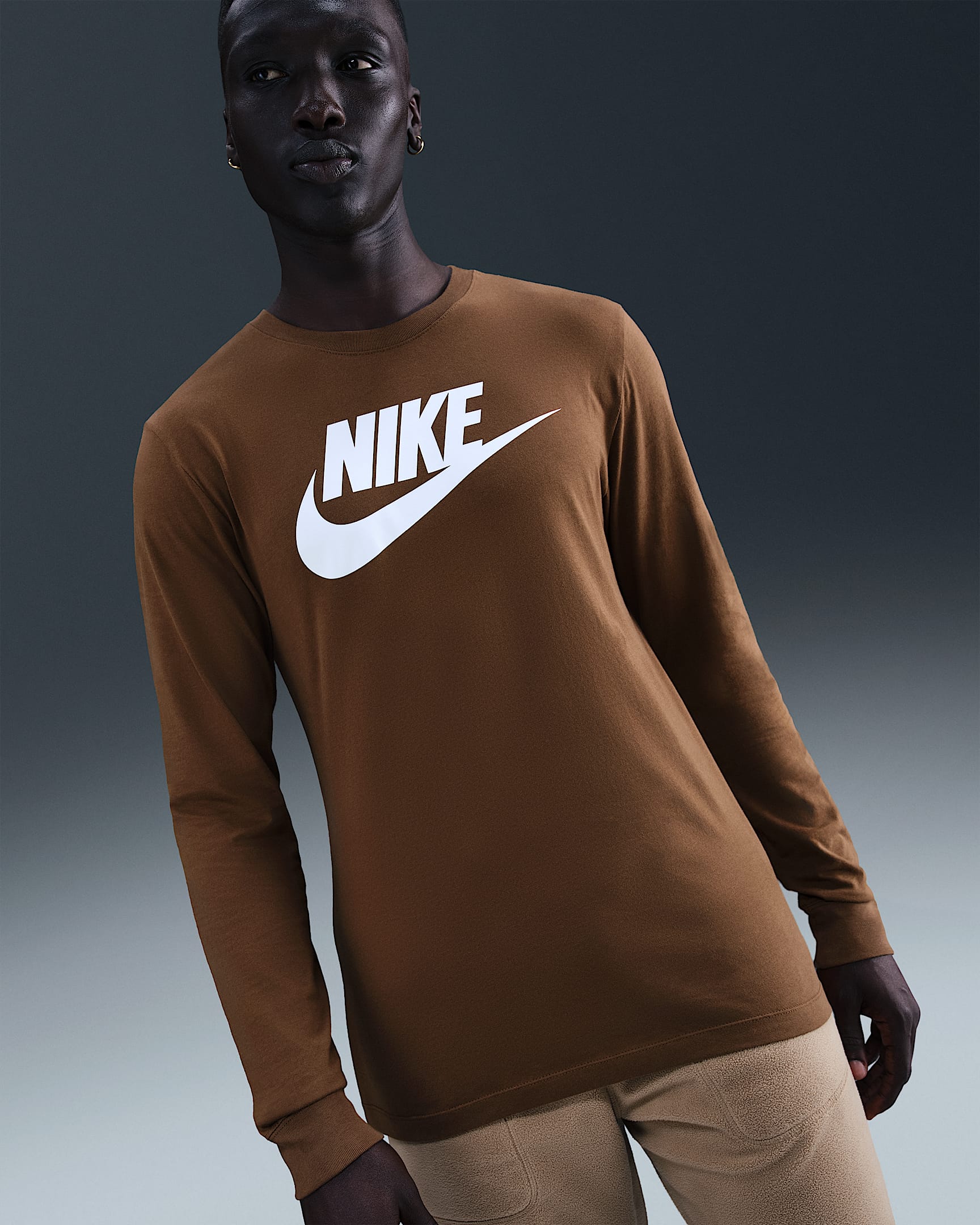 Nike Sportswear Men's Long-Sleeve T-Shirt - Mosswood Brown