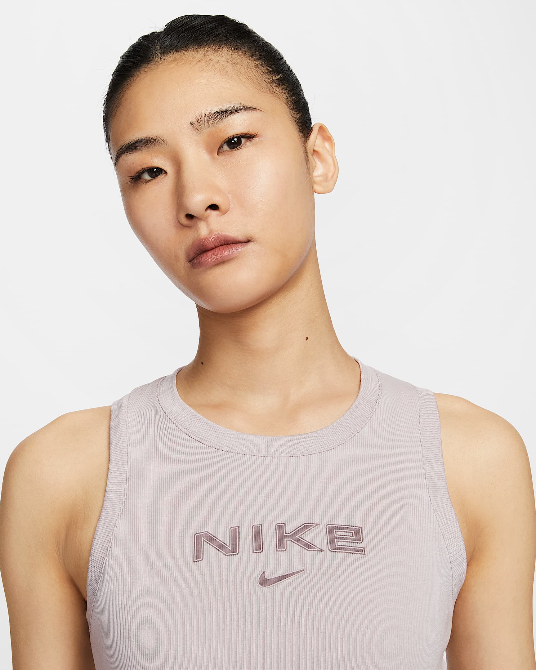 Nike Sportswear Women's Ribbed Cropped Tank Top. Nike IN