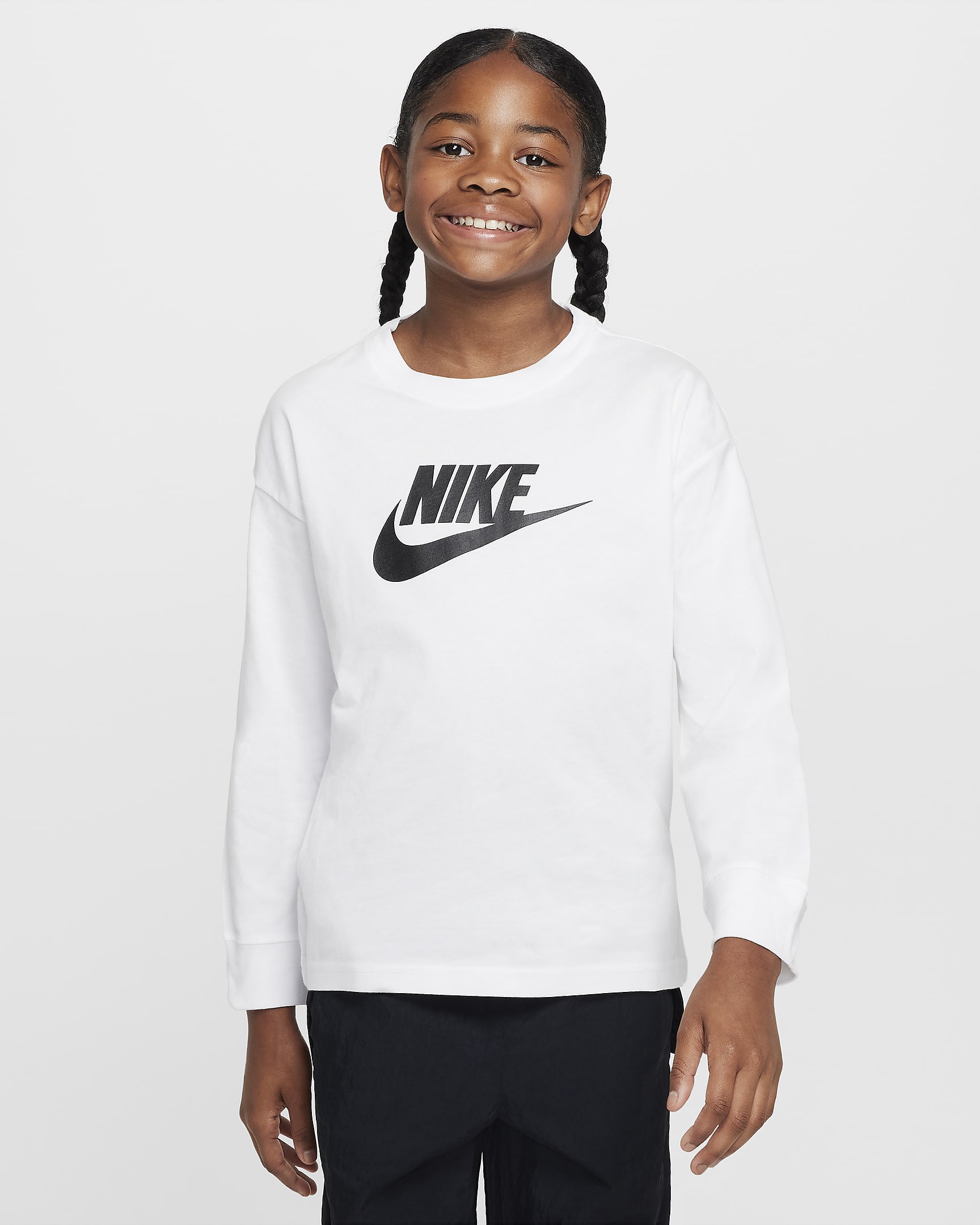 Nike Sportswear Big Kids' (Girls') Long-Sleeve T-Shirt - White