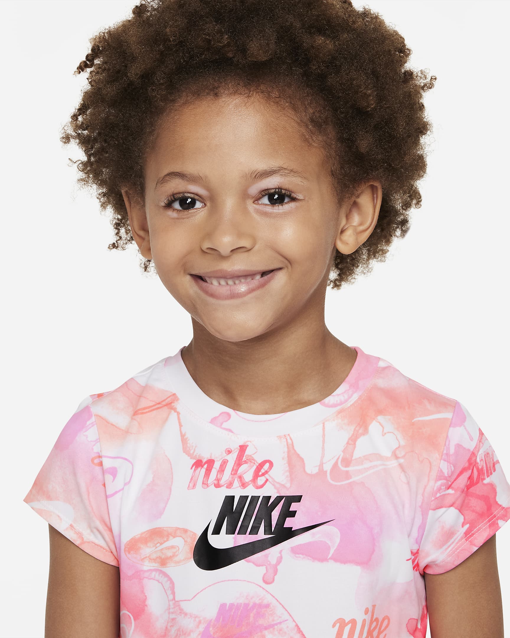 Vestido tipo playera Summer Daze para niños talla pequeña Nike. Nike.com