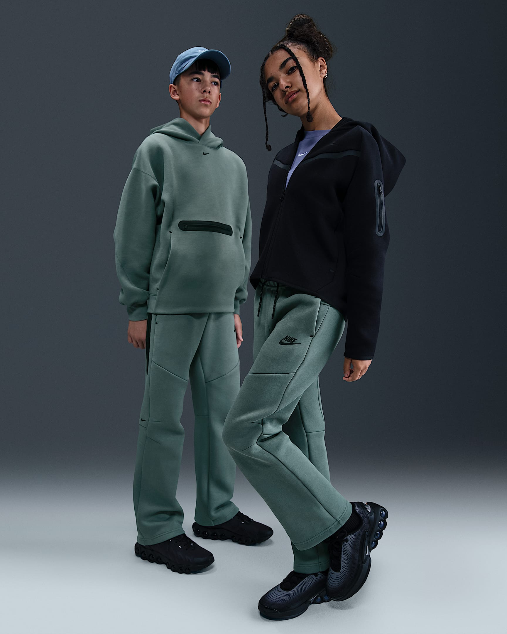 Nike Sportswear Tech Fleece Big Kids' (Boys') Open-Hem Pants - Clay Green/Black/Black