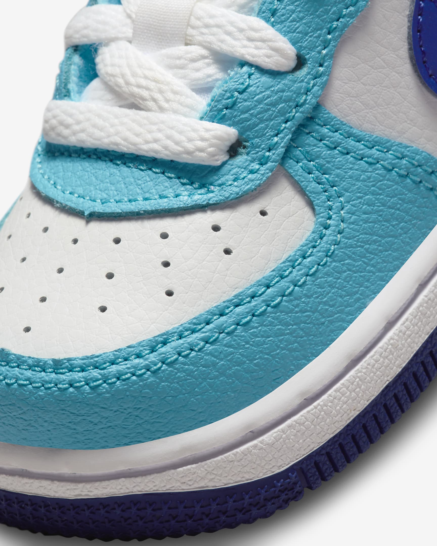 Nike Force 1 LV8 2 Schuh für Babys und Kleinkinder. Nike LU