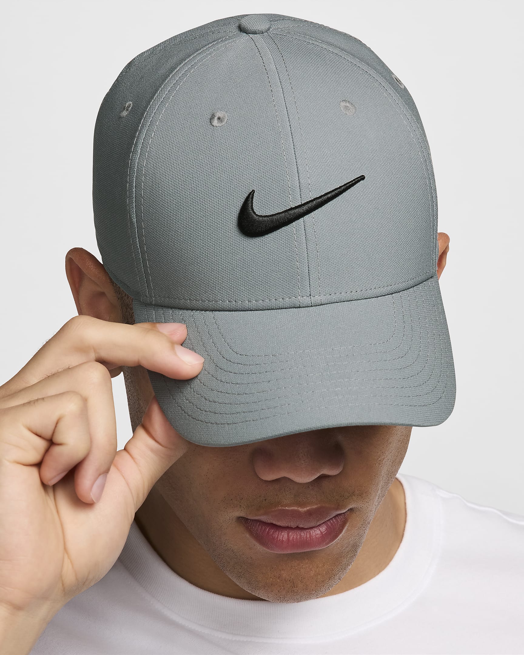 Nike Dri-FIT Club Structured Swoosh Cap - Smoke Grey/Black