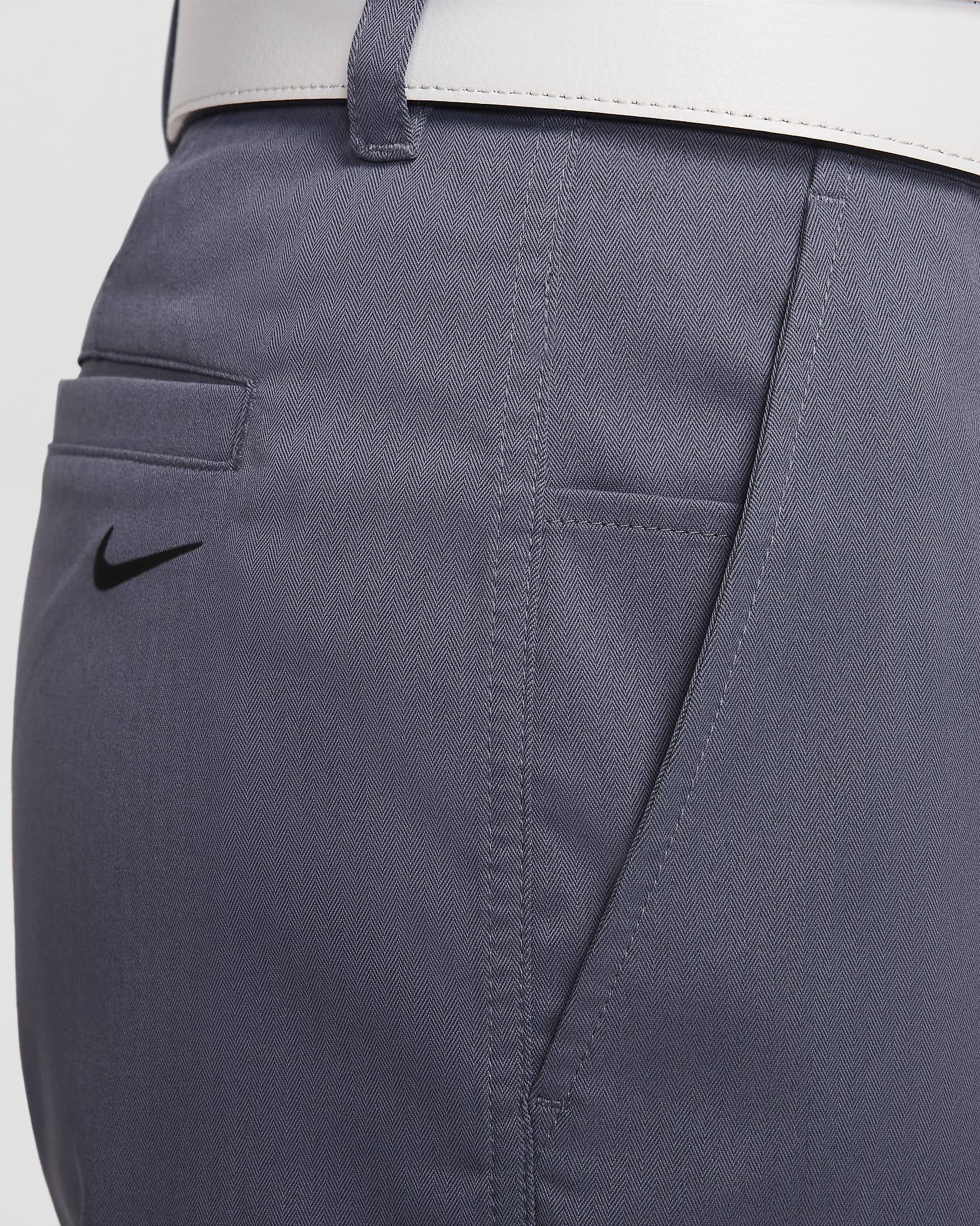 Nike Tour Repel Chino-Golfhose mit schmaler Passform für Herren - Light Carbon/Schwarz