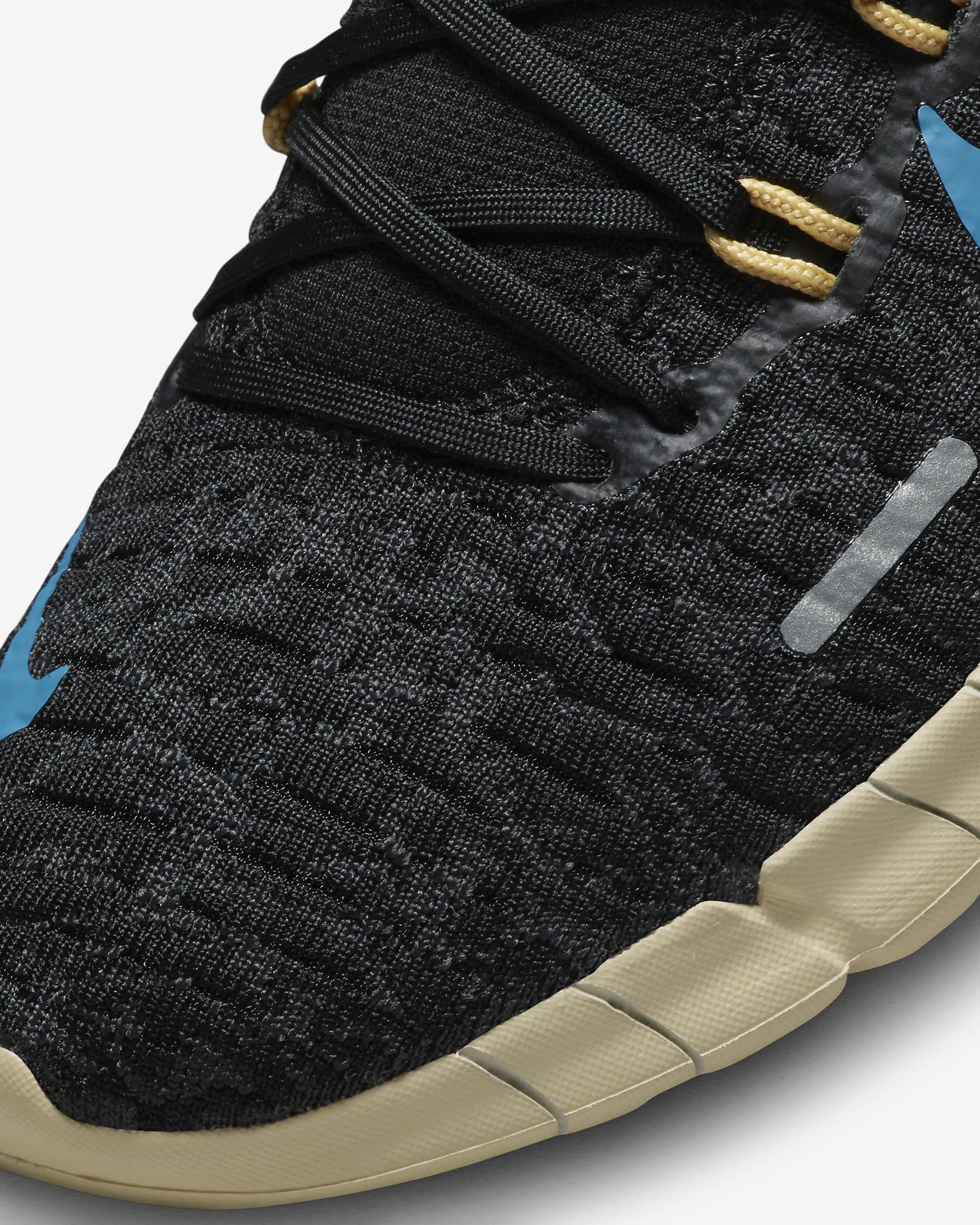 nike runners female