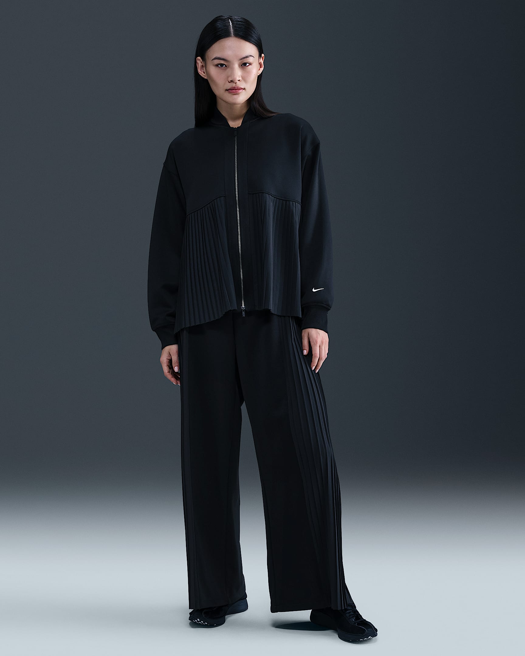 Nike Sportswear Women's Pleated Trousers - Black/Sail