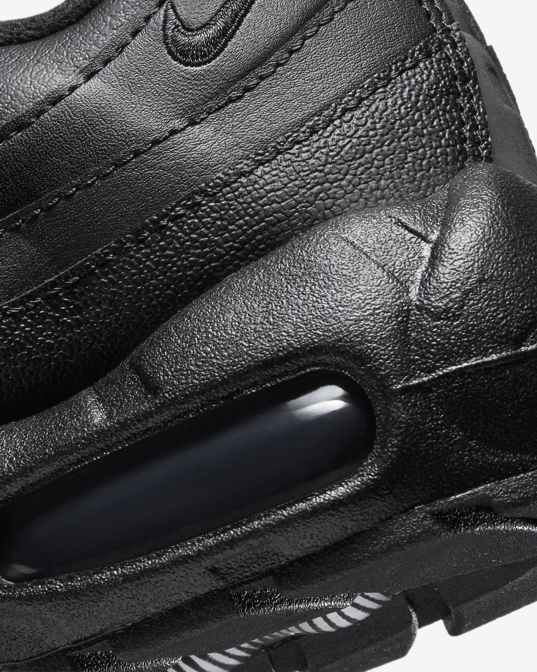 Nike Air Max 95 Recraft Older Kids' Shoes - Black/Black/White/Black