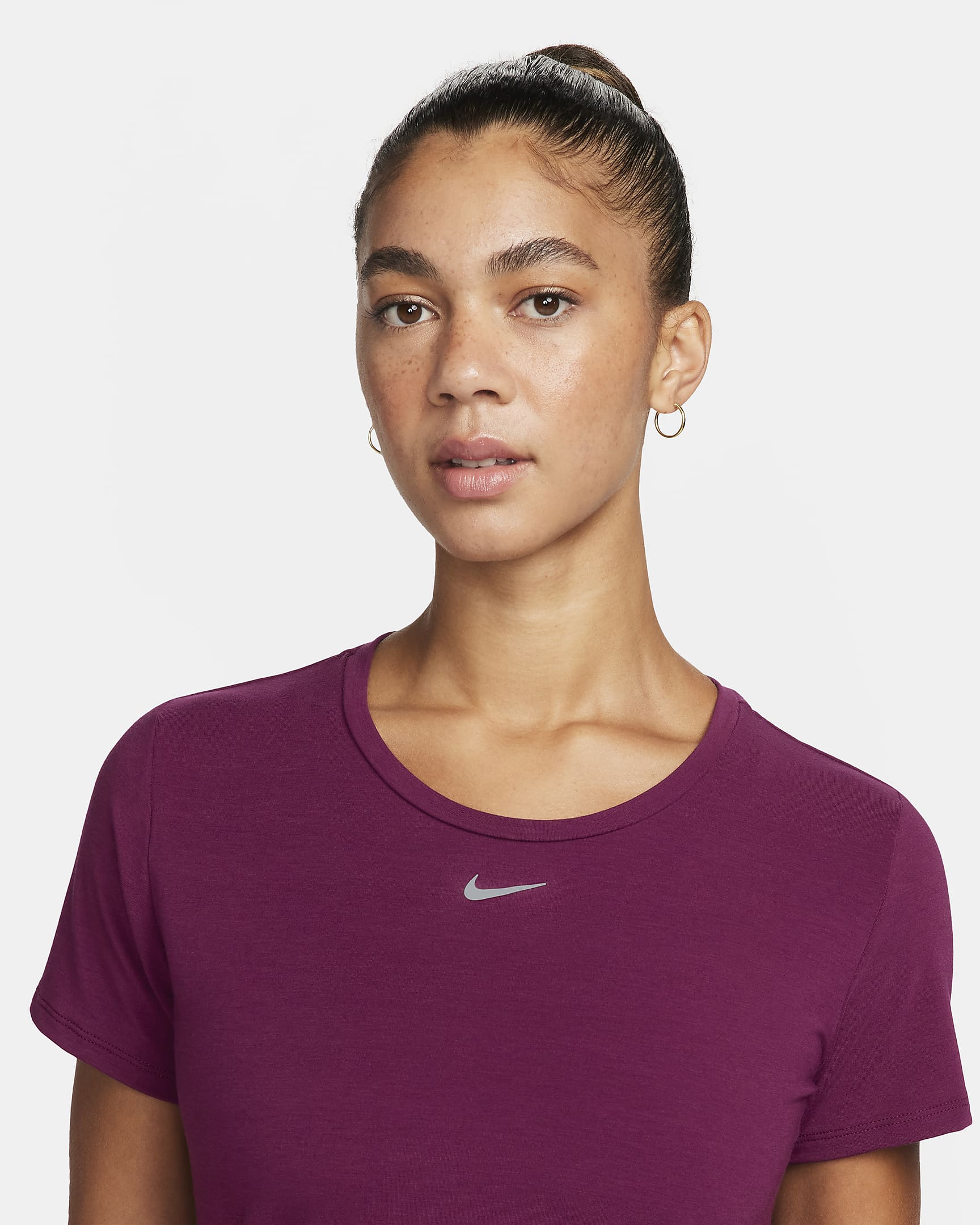 Nike Dri-FIT UV One Luxe Women's Standard Fit Short-Sleeve Top. Nike UK