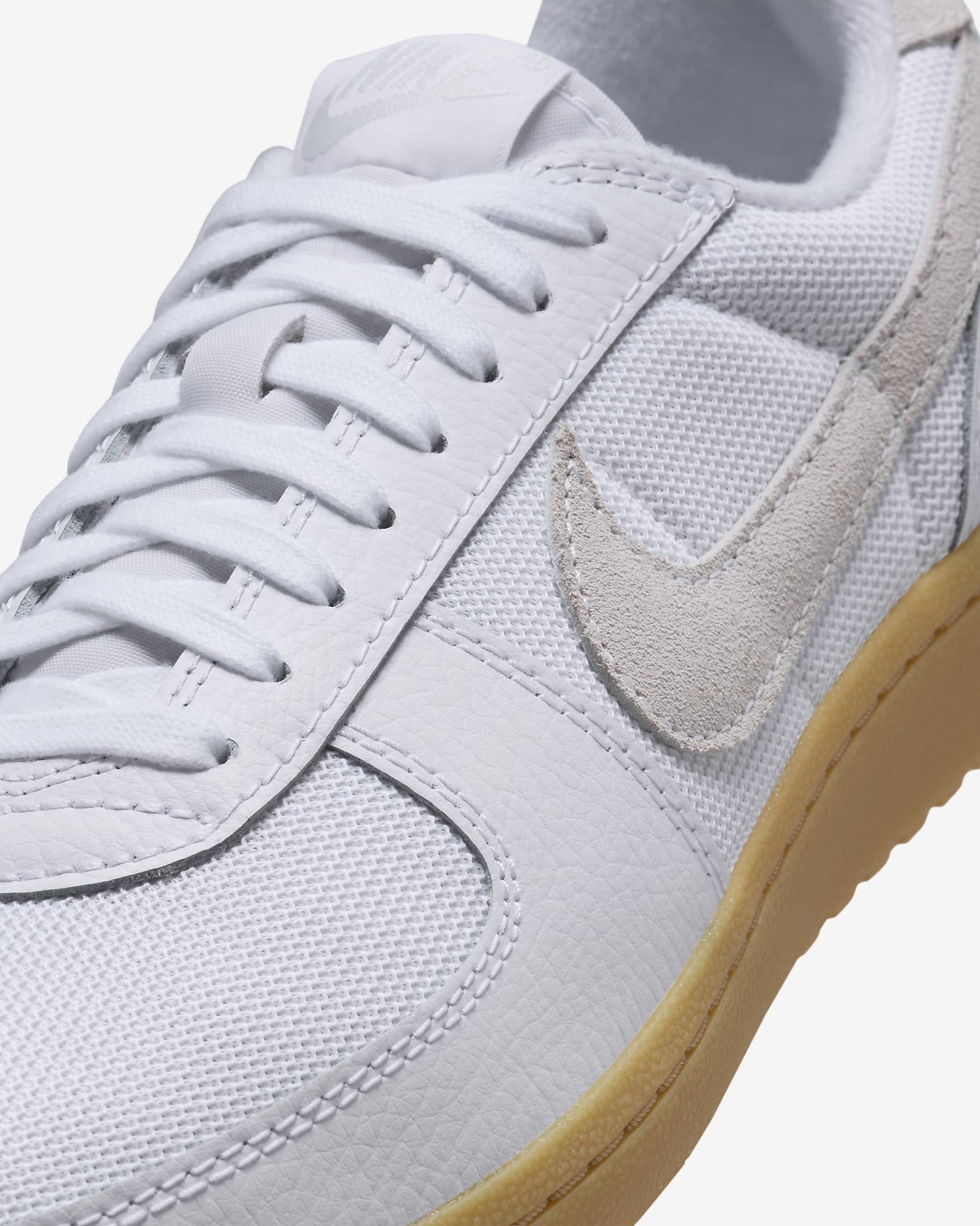 Nike Field General '82 Shoes - White/Gum Yellow/Summit White/White