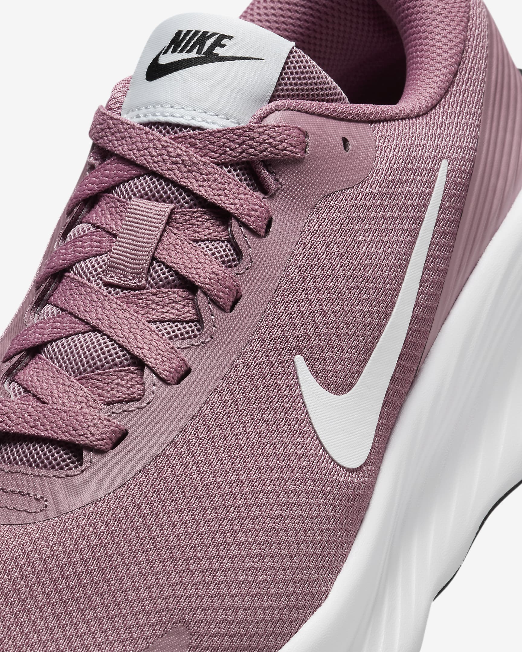 รองเท้าเดินผู้หญิง Nike Promina - Plum Dust/ขาว/ดำ/Football Grey