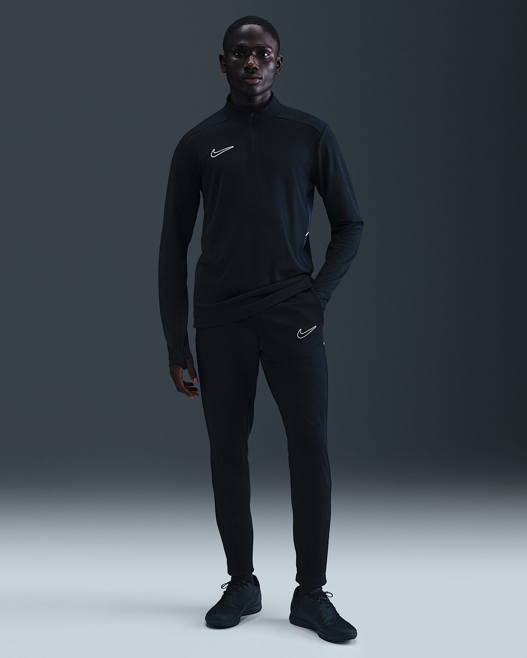 Nike Academy Dri-FIT Erkek Futbol Eşofman Altı - Siyah/Obsidian/Beyaz